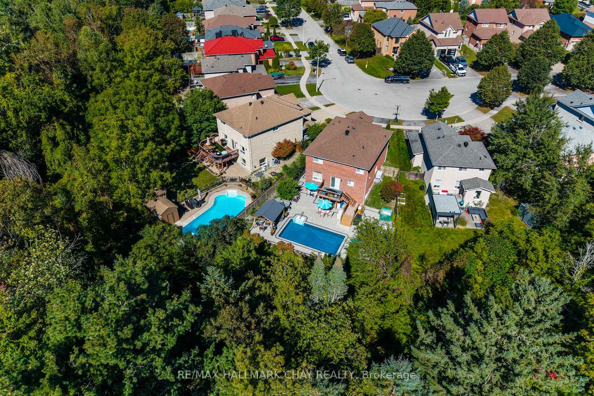 Photo 47 of 31 Mckenzie Crescent, Barrie, Ardagh — HOMEH