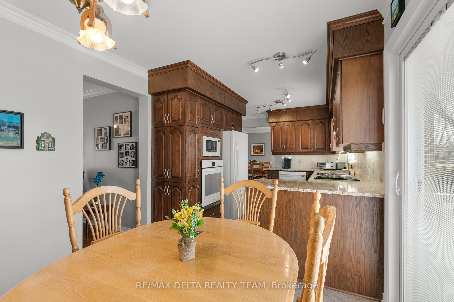Photo 20 of 657 Ste Anne Street, Casselman, Casselman — HOMEH