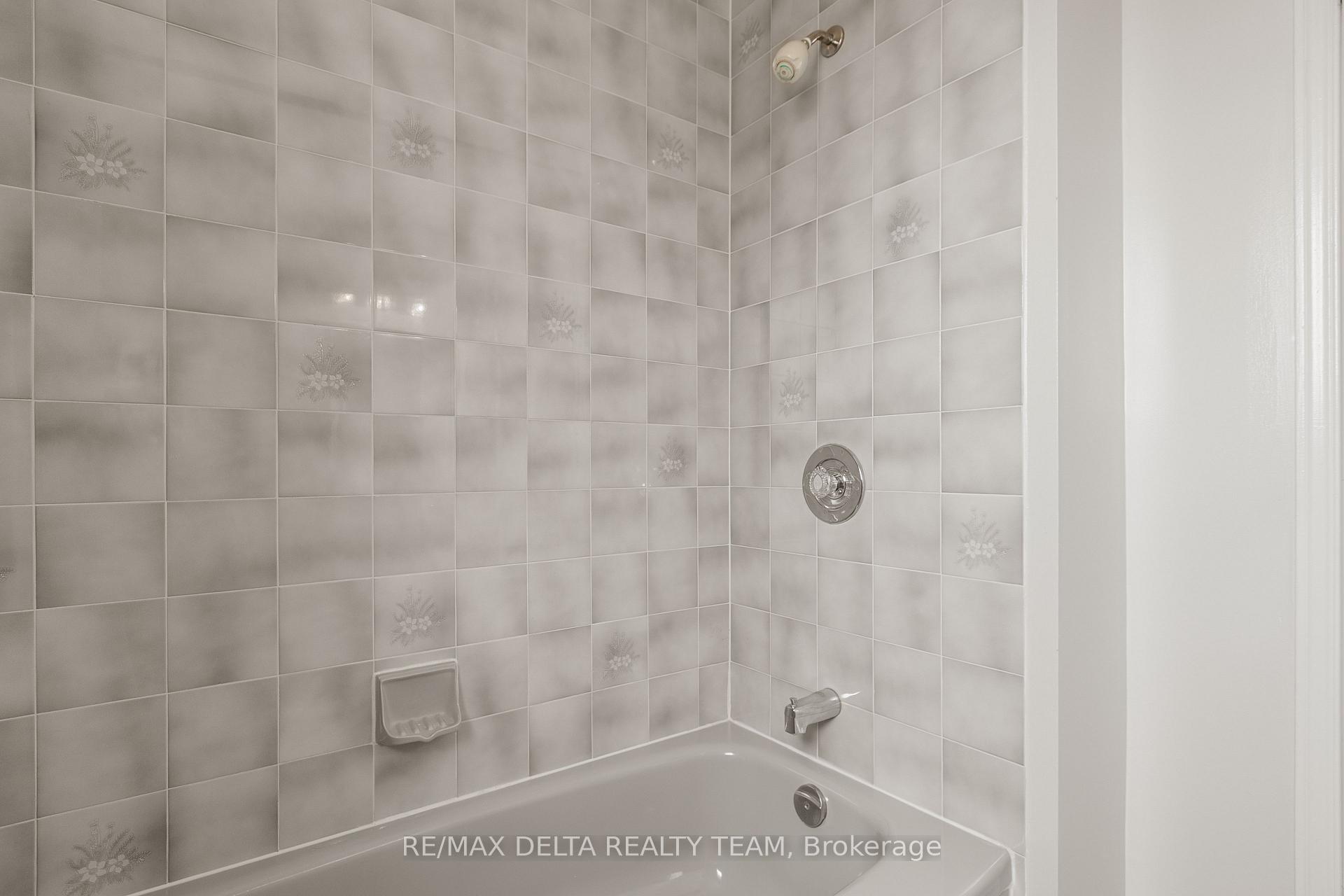 Photo 41 of 657 Ste Anne Street, Casselman, Casselman — HOMEH