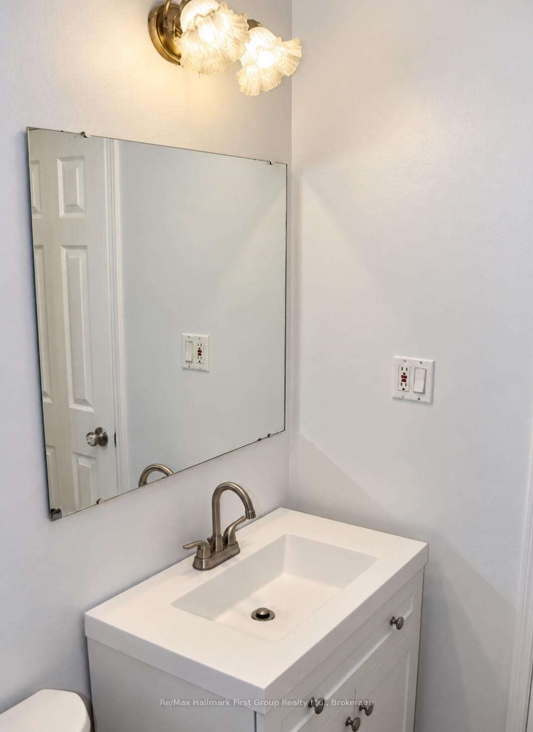Photo 17 of Unit Main, 78 Commerford Street, Thorold, Confederation Heights — HOMEH