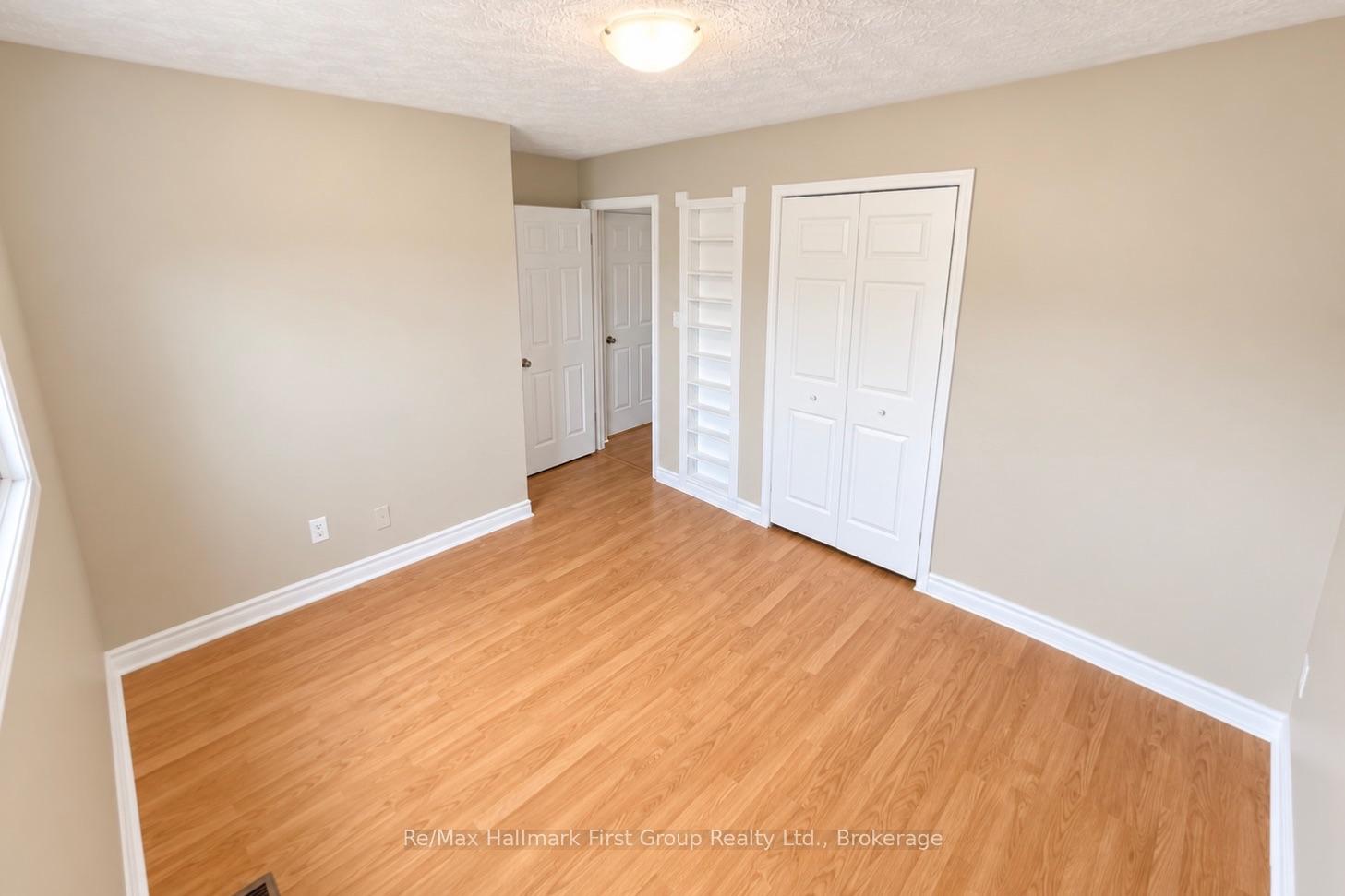 Photo 10 of Unit Main, 78 Commerford Street, Thorold, Confederation Heights — HOMEH