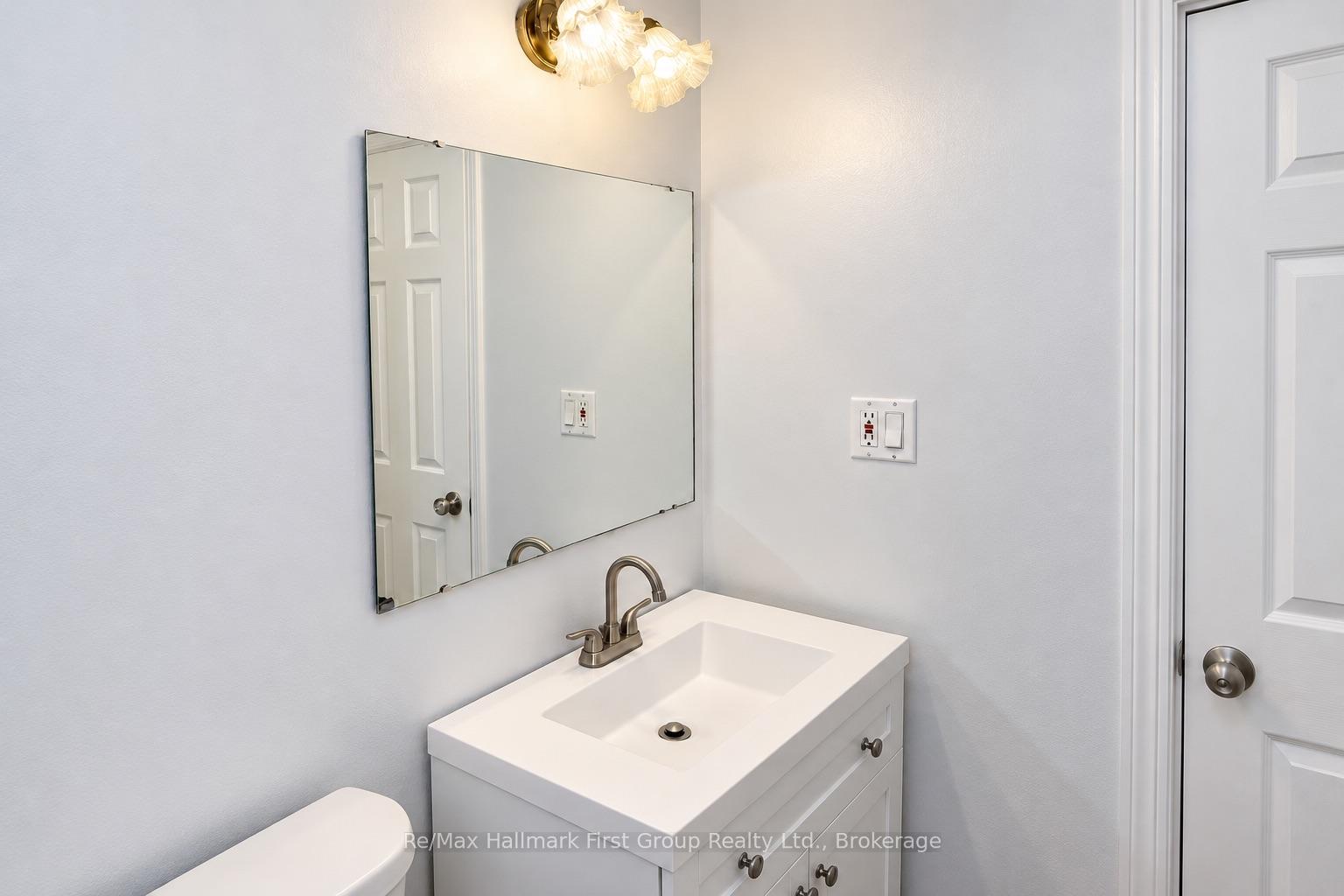 Photo 14 of Unit Main, 78 Commerford Street, Thorold, Confederation Heights — HOMEH