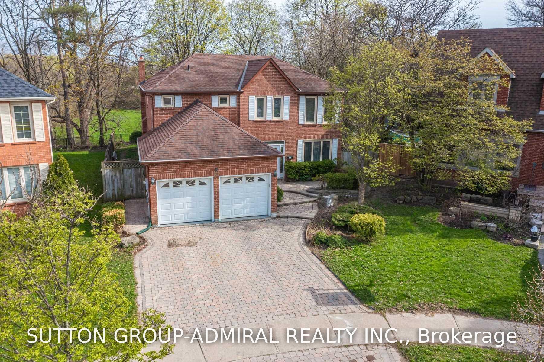 Photo 3 of 39 Crooked Stick Road, Vaughan, Glen Shields — HOMEH