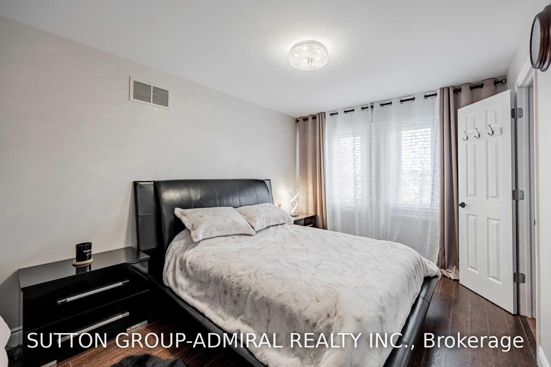 Photo 17 of 39 Crooked Stick Road, Vaughan, Glen Shields — HOMEH