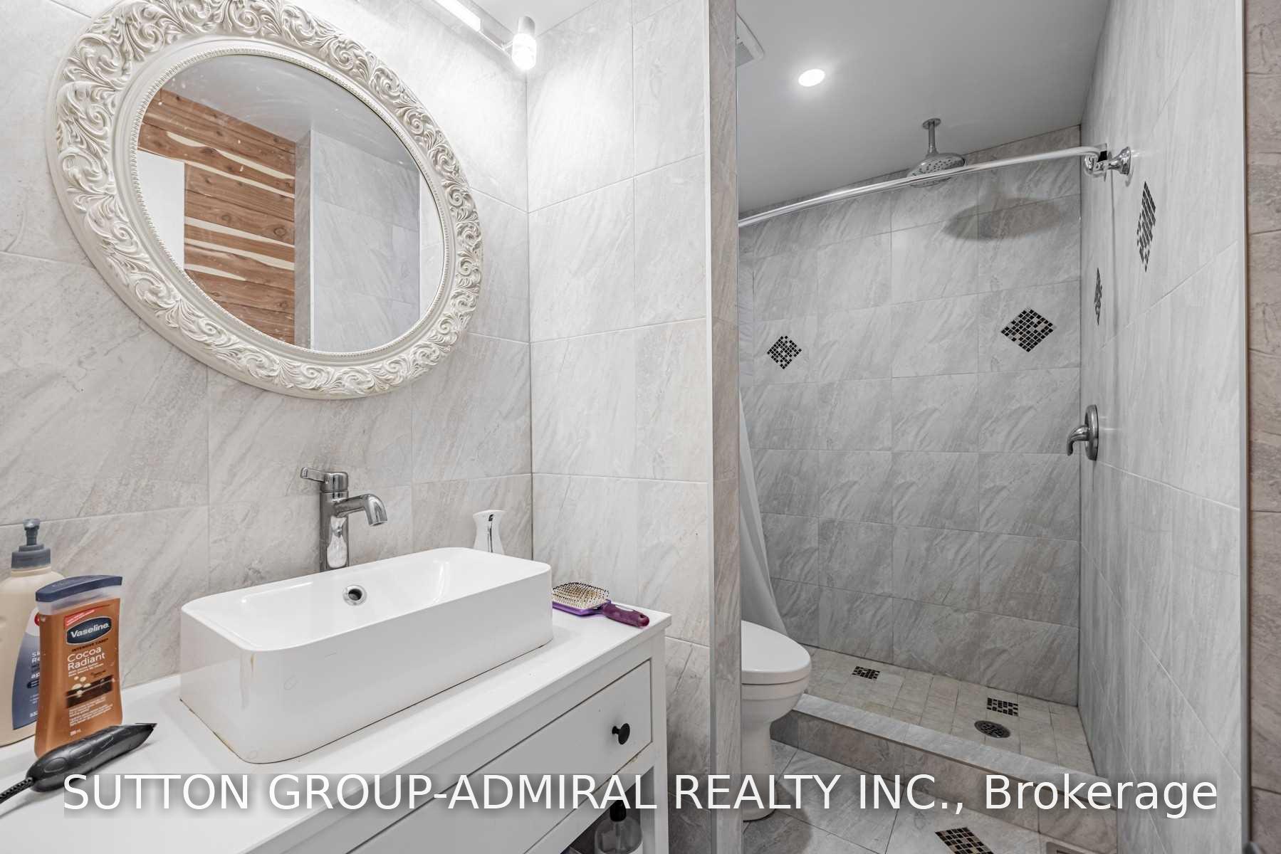 Photo 31 of 39 Crooked Stick Road, Vaughan, Glen Shields — HOMEH