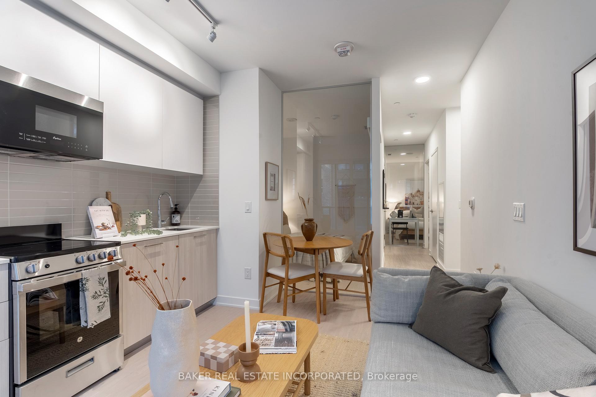 Photo 2 of Unit 401, 65 Mutual Street, Toronto, Church-Yonge Corridor — HOMEH