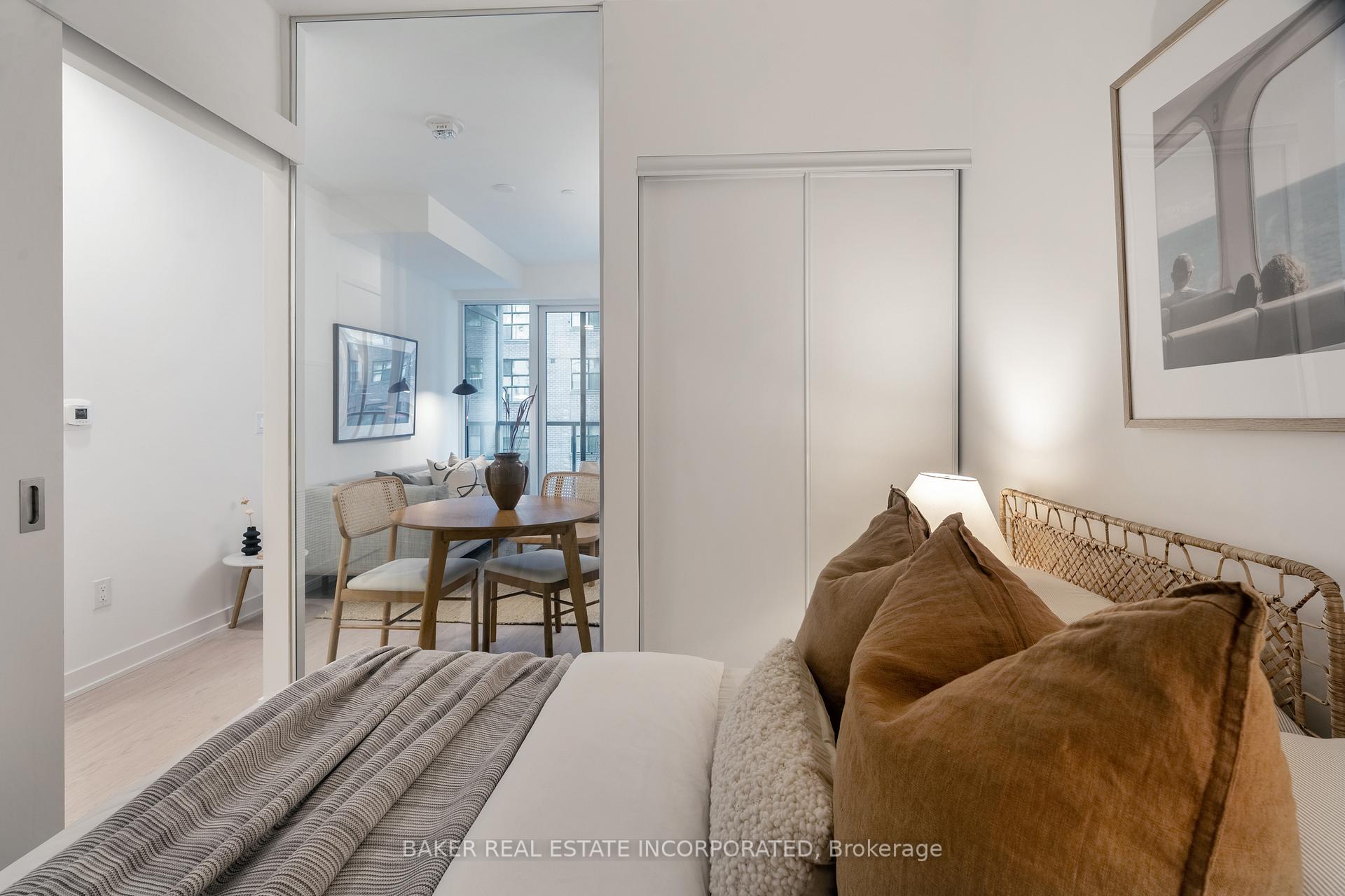 Photo 6 of Unit 401, 65 Mutual Street, Toronto, Church-Yonge Corridor — HOMEH
