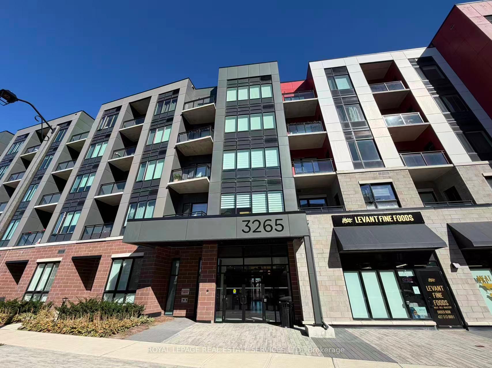Front of Unit 103, 3265 Carding Mill Trail