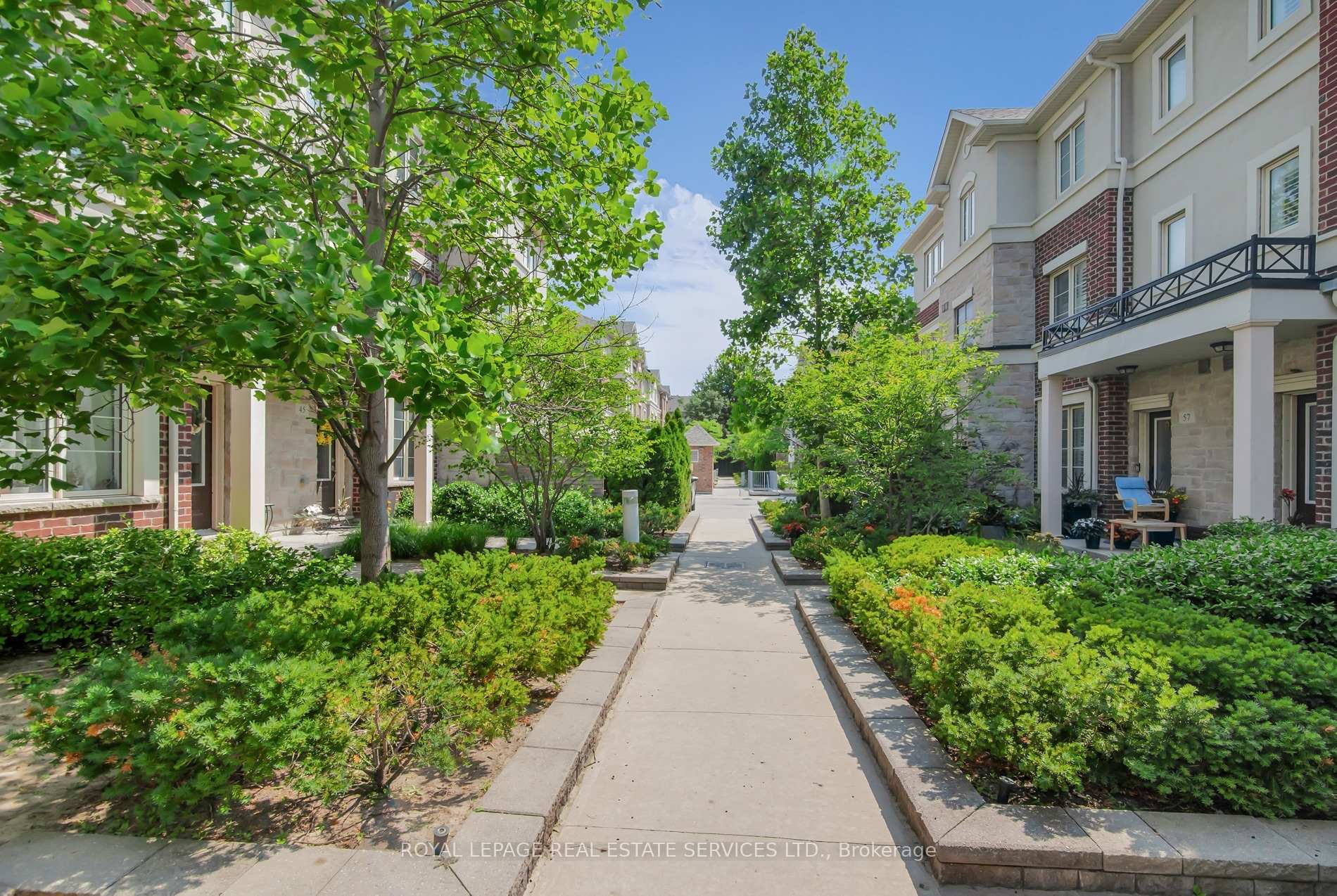 Photo 2 of Unit 47, 636 Evans Avenue, Etobicoke, Alderwood — HOMEH