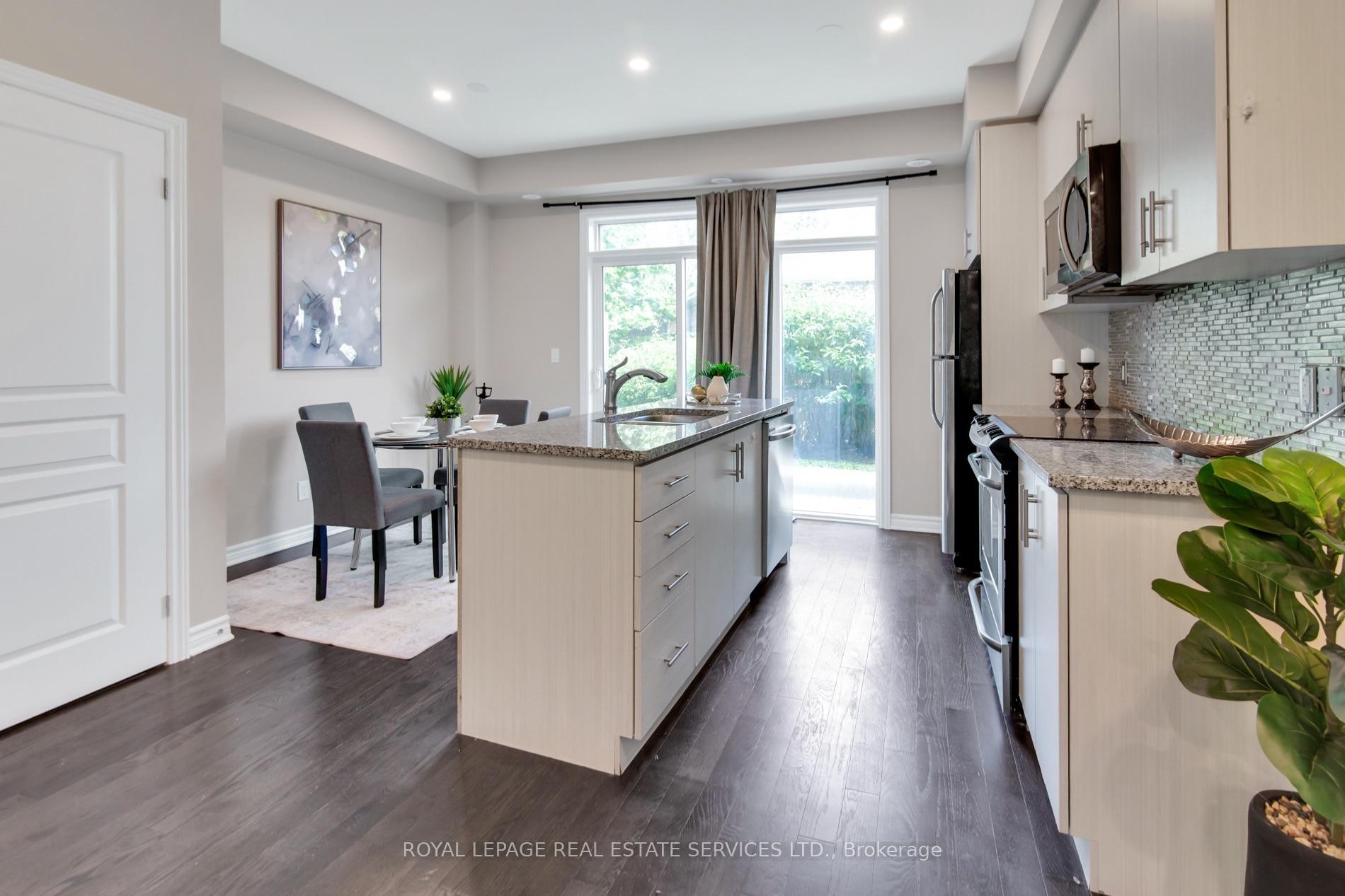 Photo 5 of Unit 47, 636 Evans Avenue, Etobicoke, Alderwood — HOMEH