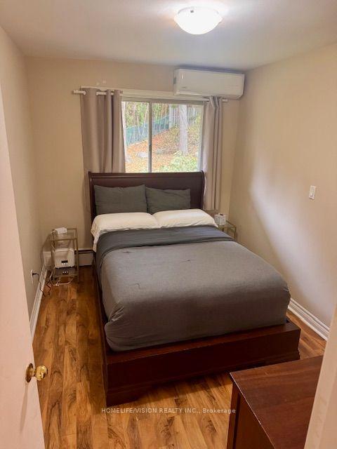 Photo 6 of 103 Laurentide Drive, North York, Parkwoods-Donalda — HOMEH
