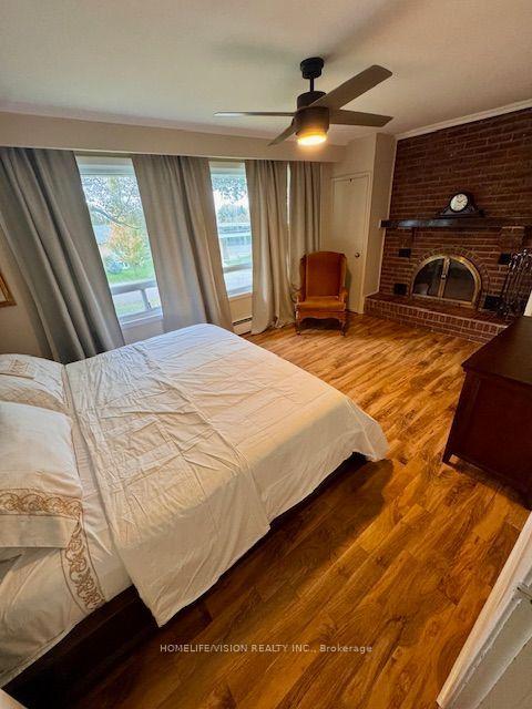 Photo 8 of 103 Laurentide Drive, North York, Parkwoods-Donalda — HOMEH