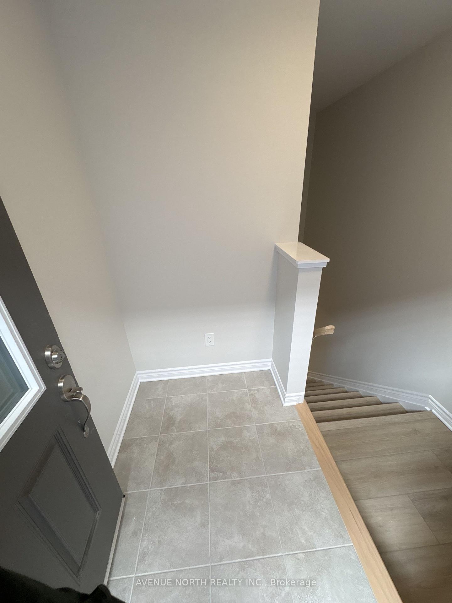 Photo of 637B Paakanaak Avenue