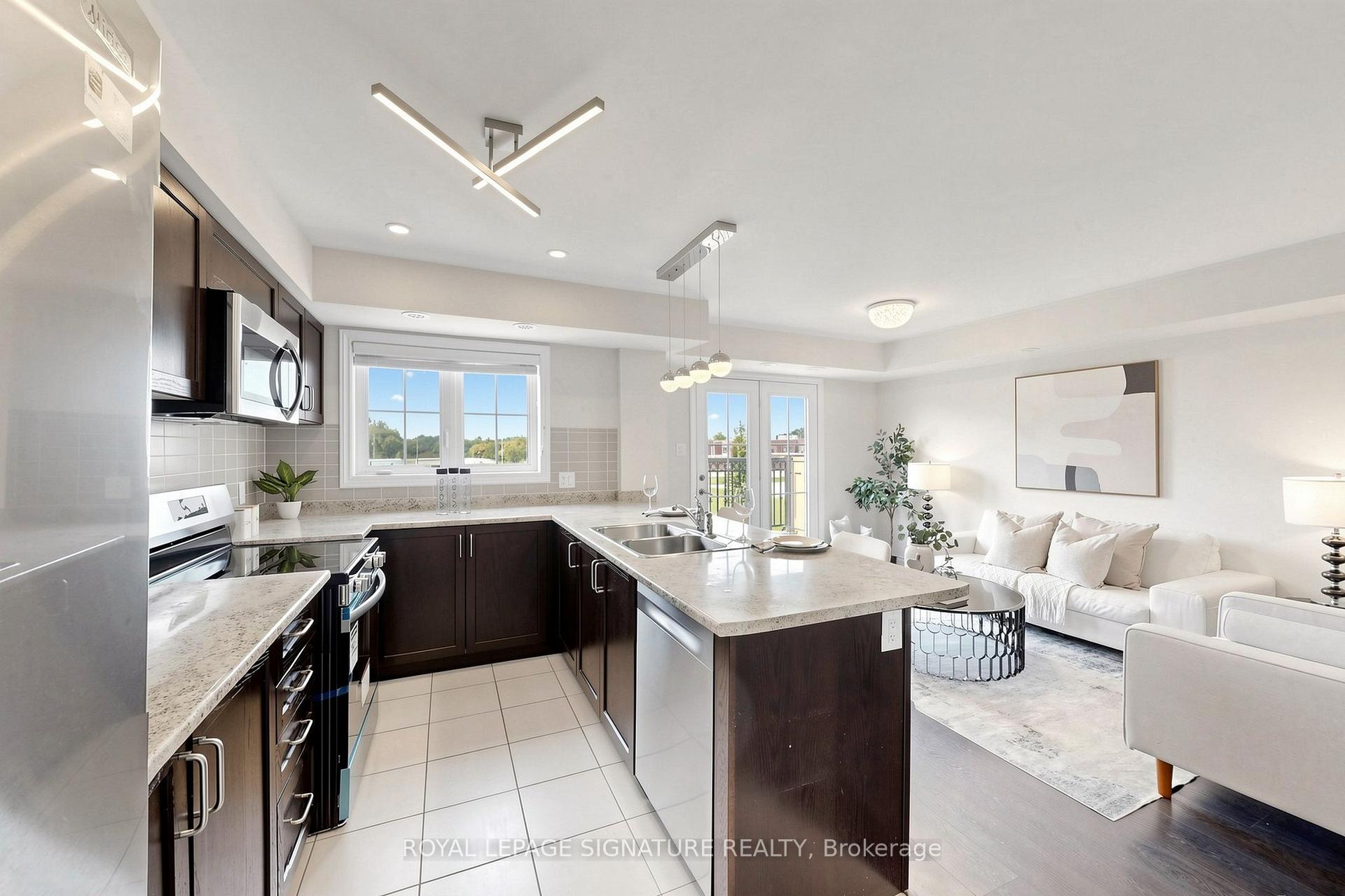 Photo of Unit 11, 2441 Greenwich Drive