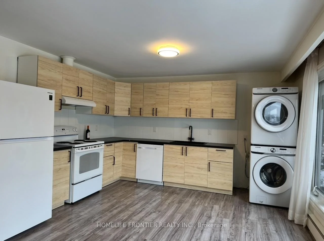 Photo 19 of 233 West Street N, Orillia — HOMEH