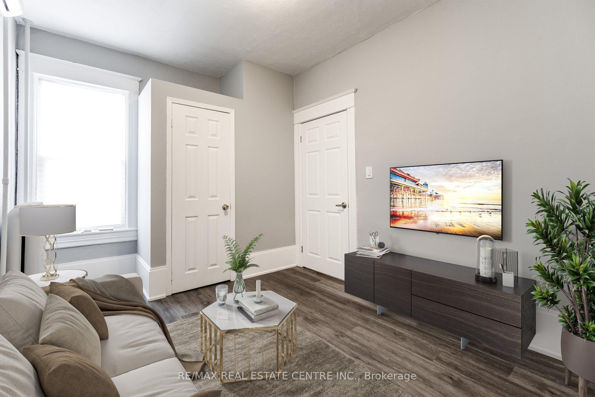 Photo 11 of Unit 1, 1413 Dundas Street, Toronto, Little Portugal — HOMEH