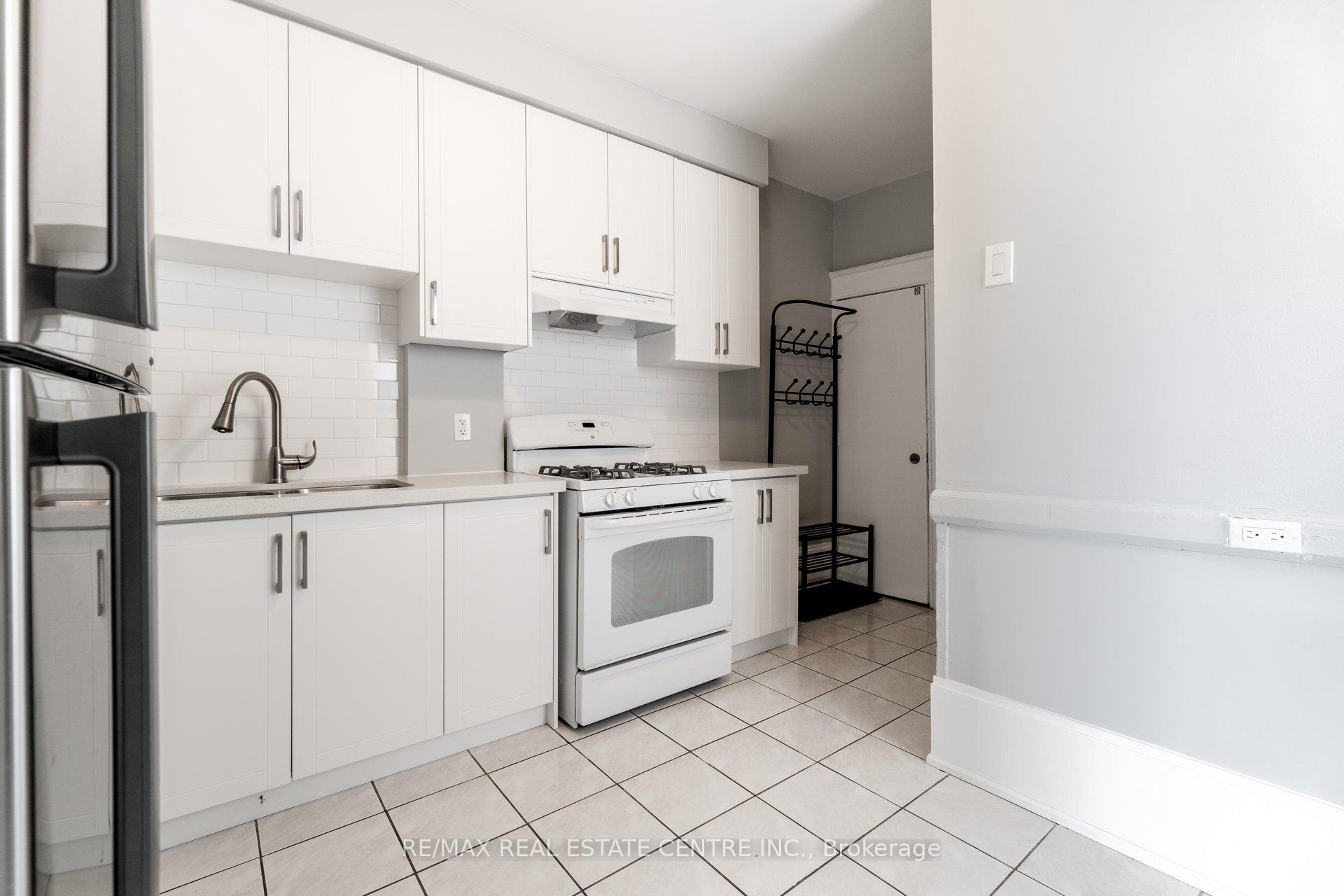 Photo 15 of Unit 1, 1413 Dundas Street, Toronto, Little Portugal — HOMEH