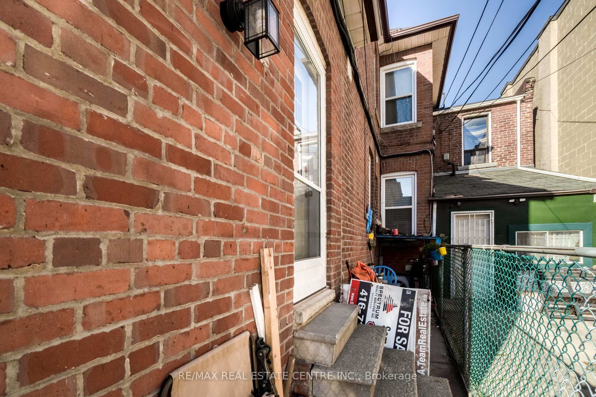Photo 20 of Unit 1, 1413 Dundas Street, Toronto, Little Portugal — HOMEH