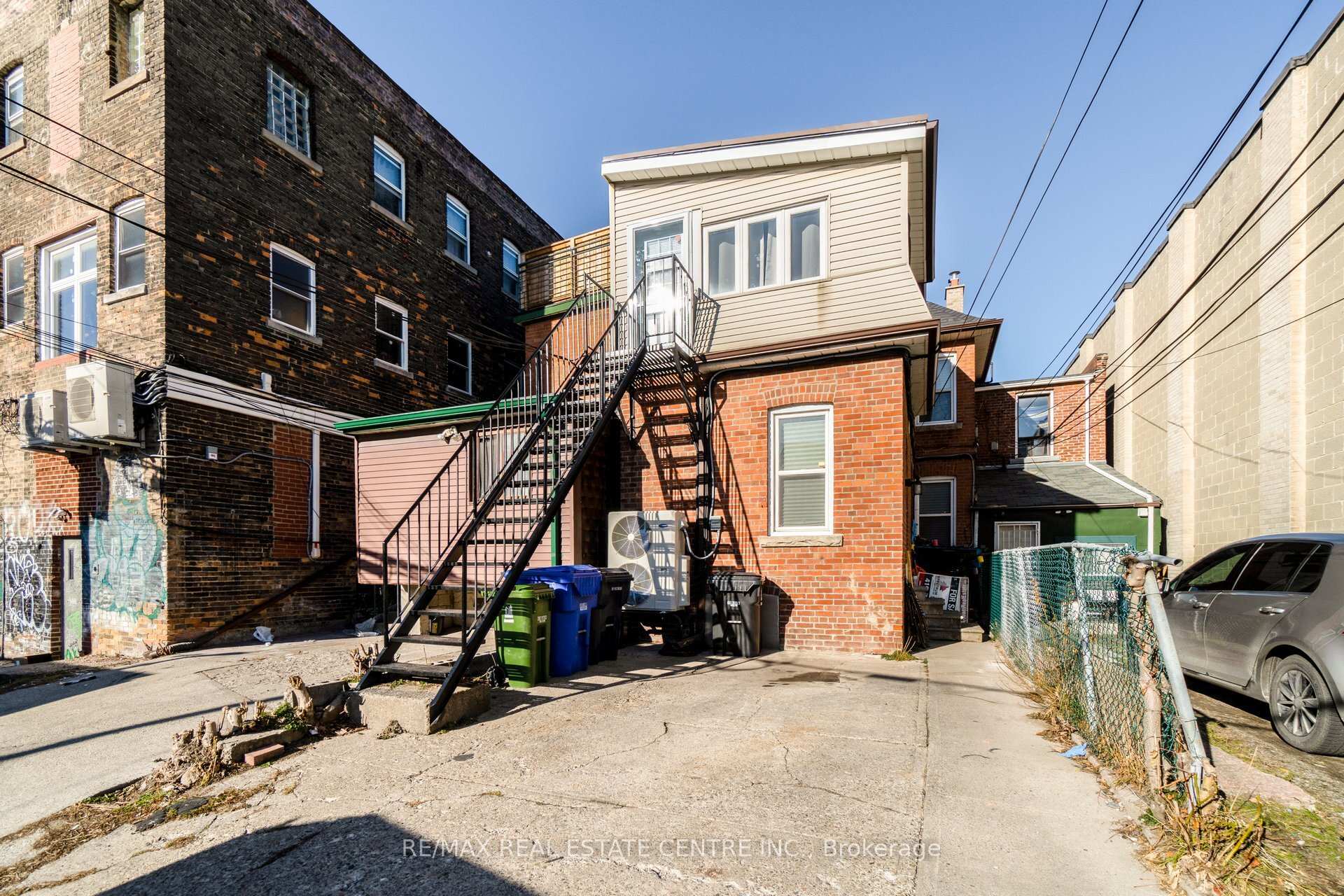 Photo 21 of Unit 1, 1413 Dundas Street, Toronto, Little Portugal — HOMEH