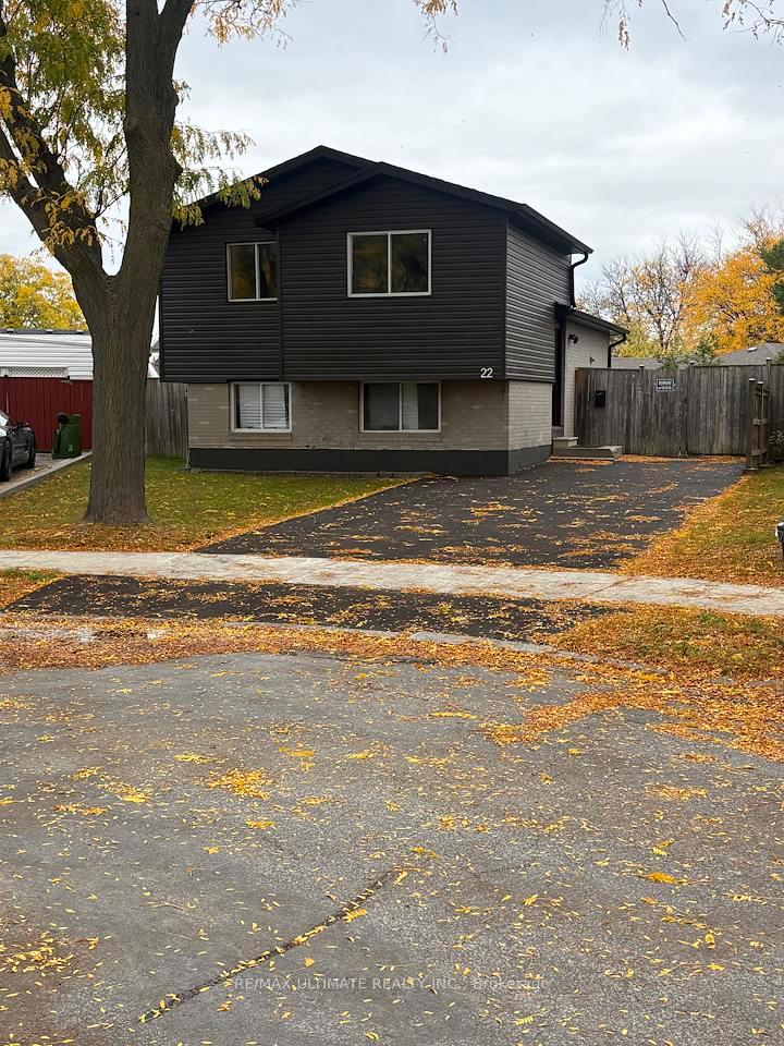 Photo 1 of 22 Sultan Pool Drive, Etobicoke, West Humber-Clairville — HOMEH