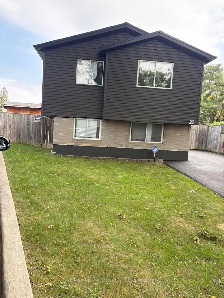 Photo 5 of 22 Sultan Pool Drive, Etobicoke, West Humber-Clairville — HOMEH