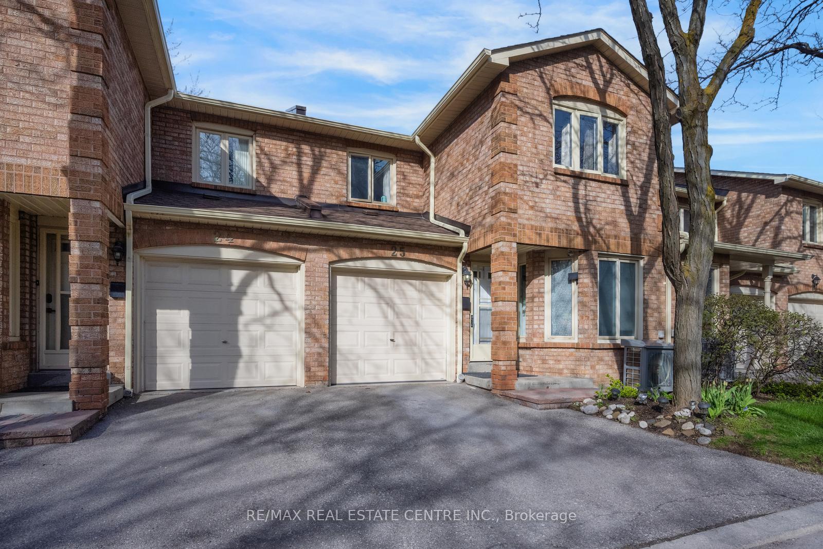 Front of Unit 25, 5020 Delaware Drive