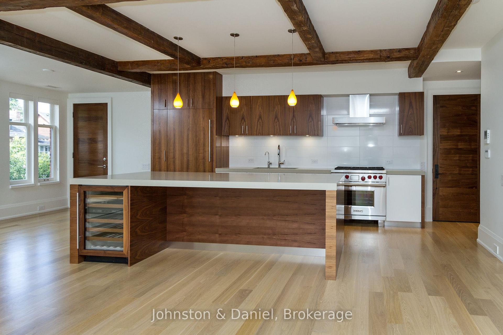 Photo 4 of Unit 200, 78 Roxborough Street E, Toronto, Rosedale-Moore Park — HOMEH