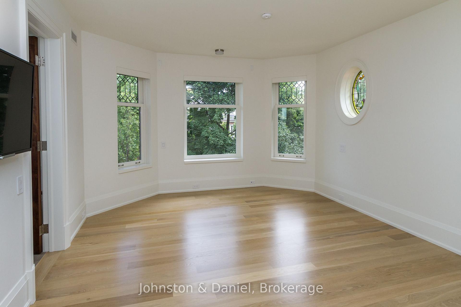 Photo 9 of Unit 200, 78 Roxborough Street E, Toronto, Rosedale-Moore Park — HOMEH