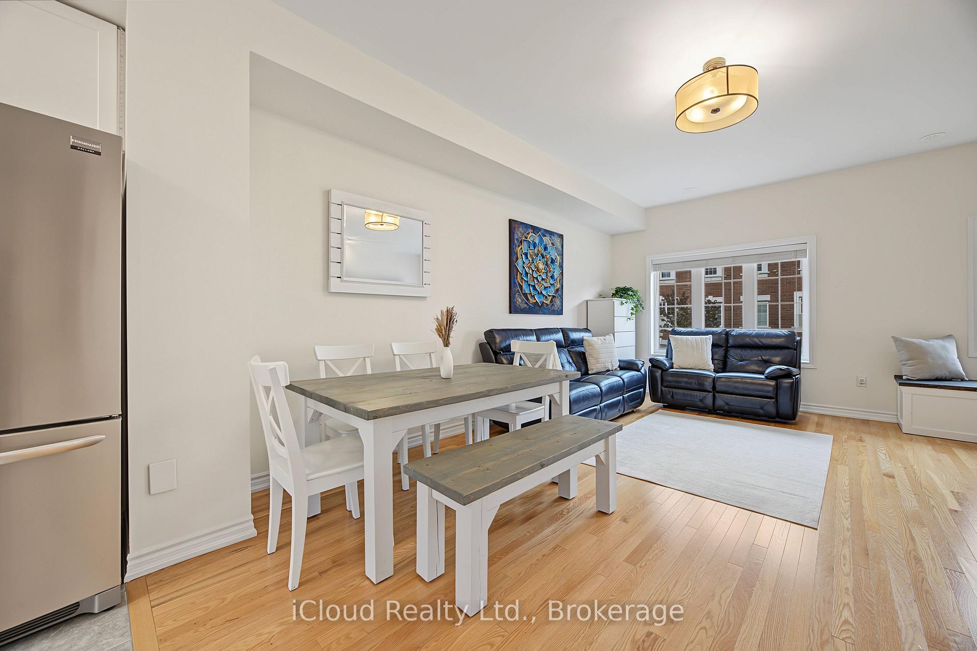 Photo 8 of 49 Aspen Hills Road, Brampton, Credit Valley — HOMEH