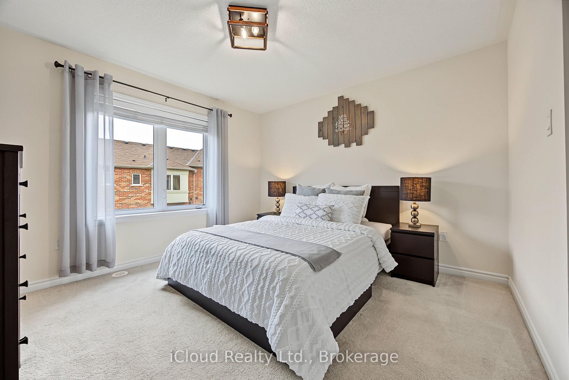 Photo 25 of 49 Aspen Hills Road, Brampton, Credit Valley — HOMEH