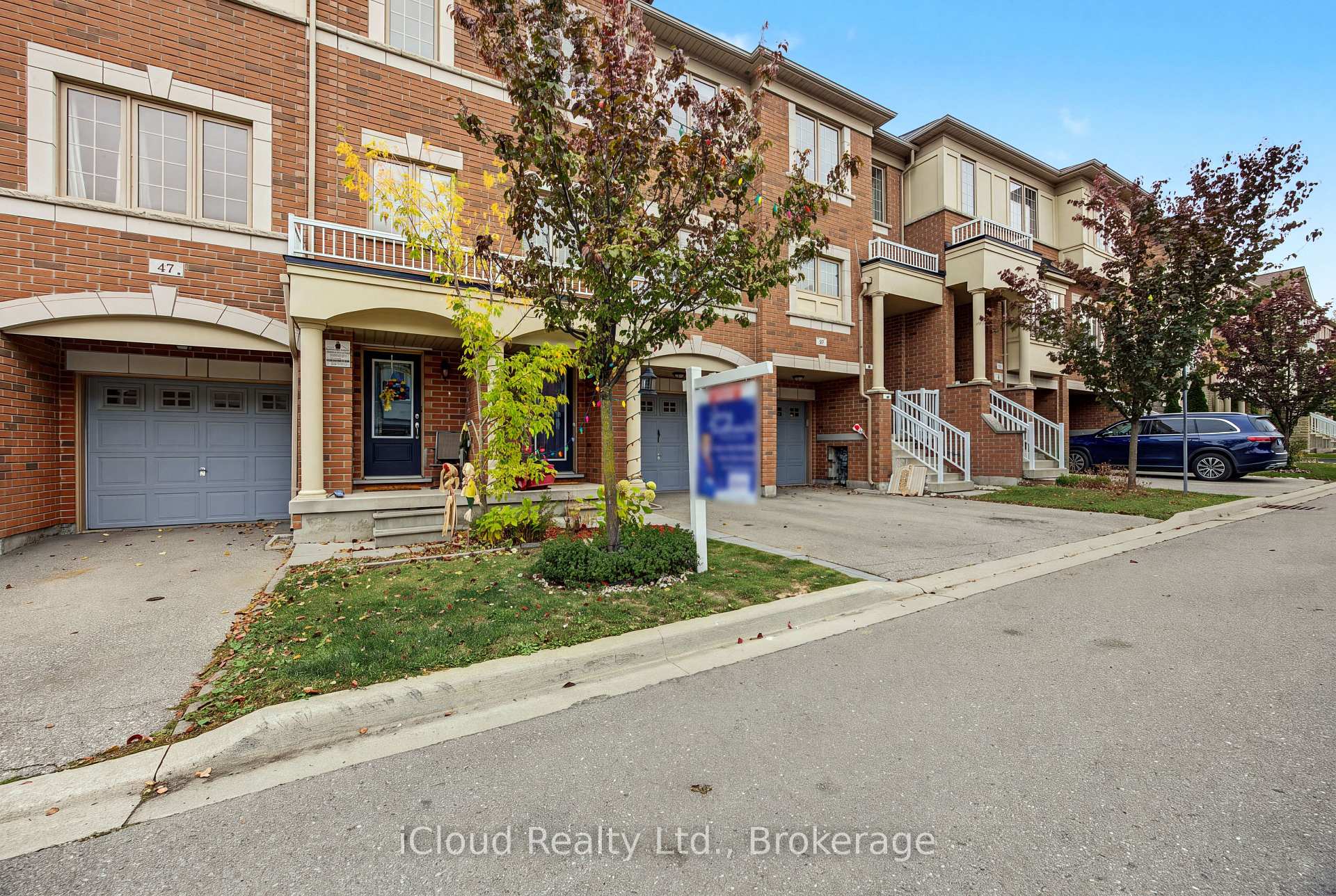 Photo 34 of 49 Aspen Hills Road, Brampton, Credit Valley — HOMEH