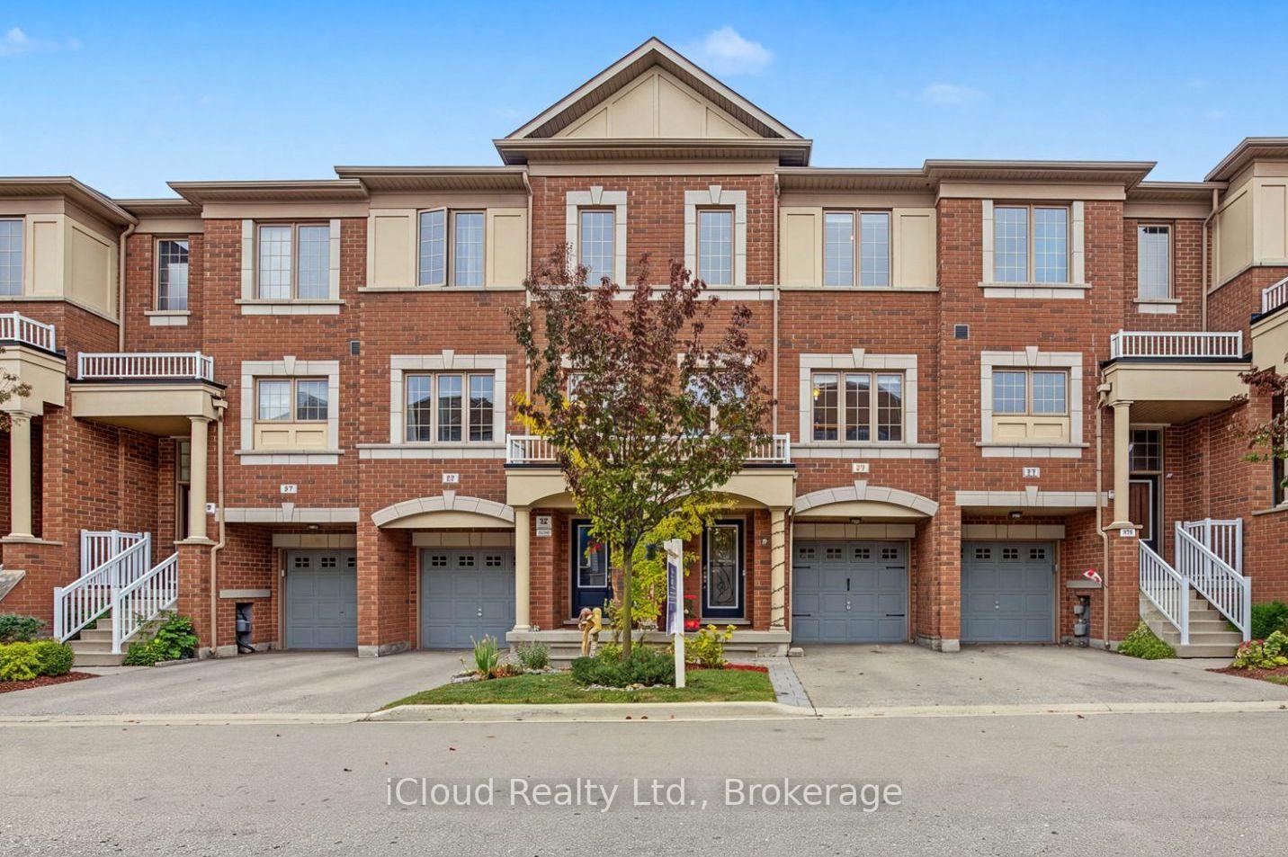 Photo 11 of 49 Aspen Hills Road, Brampton, Credit Valley — HOMEH