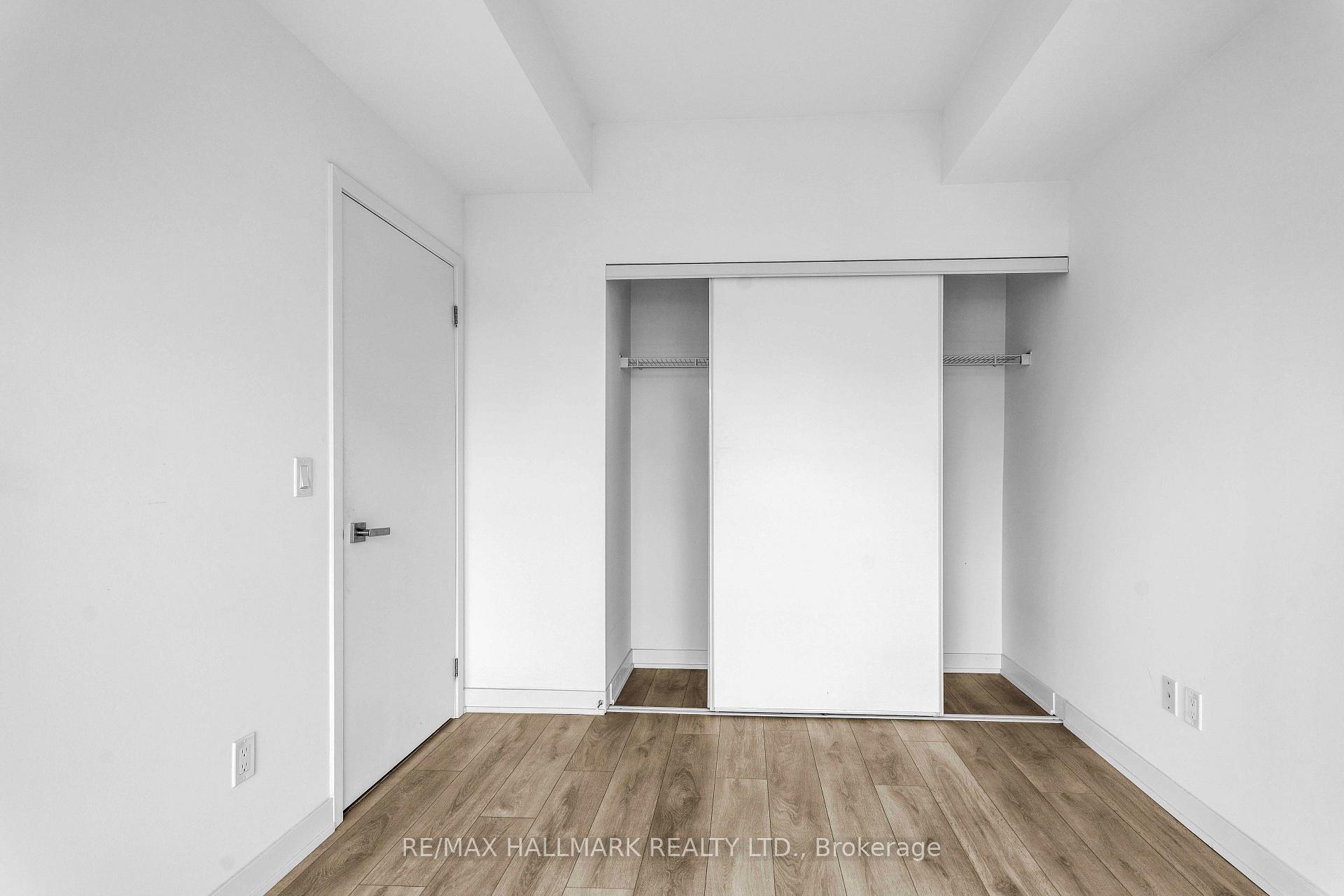 Photo 16 of Unit 905, 31 Tippett Road, North York, Clanton Park — HOMEH