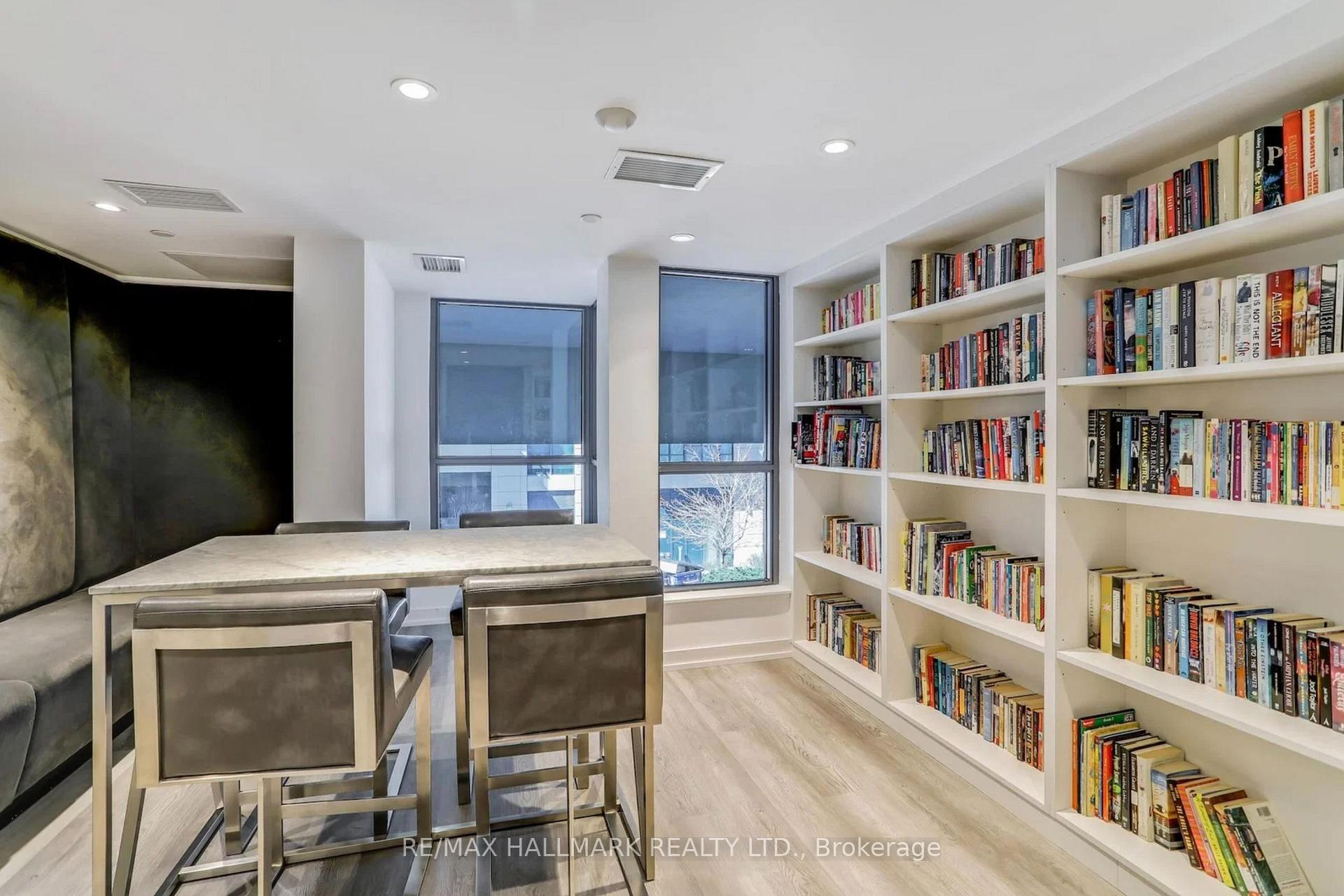 Photo 20 of Unit 905, 31 Tippett Road, North York, Clanton Park — HOMEH