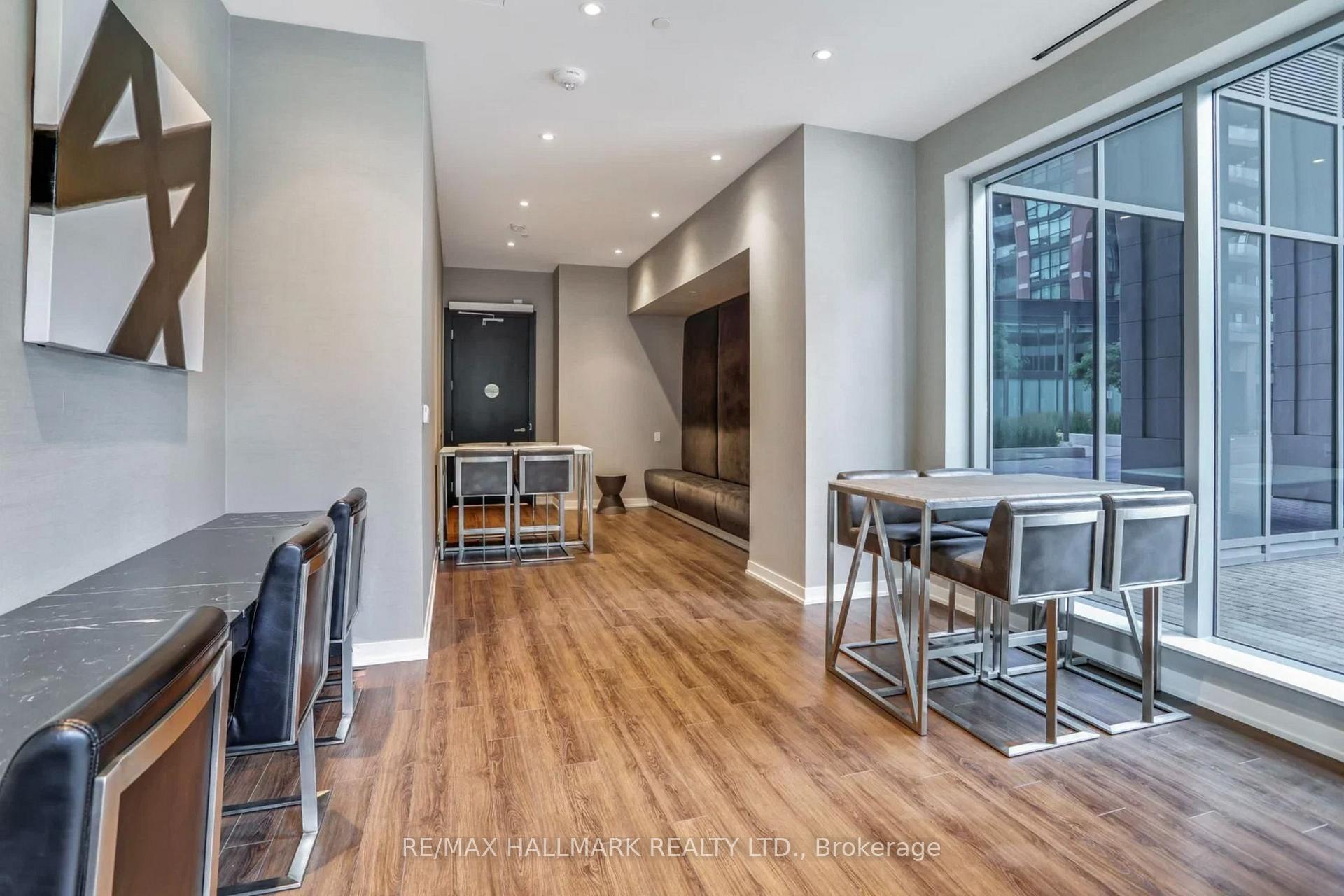 Photo 24 of Unit 905, 31 Tippett Road, North York, Clanton Park — HOMEH
