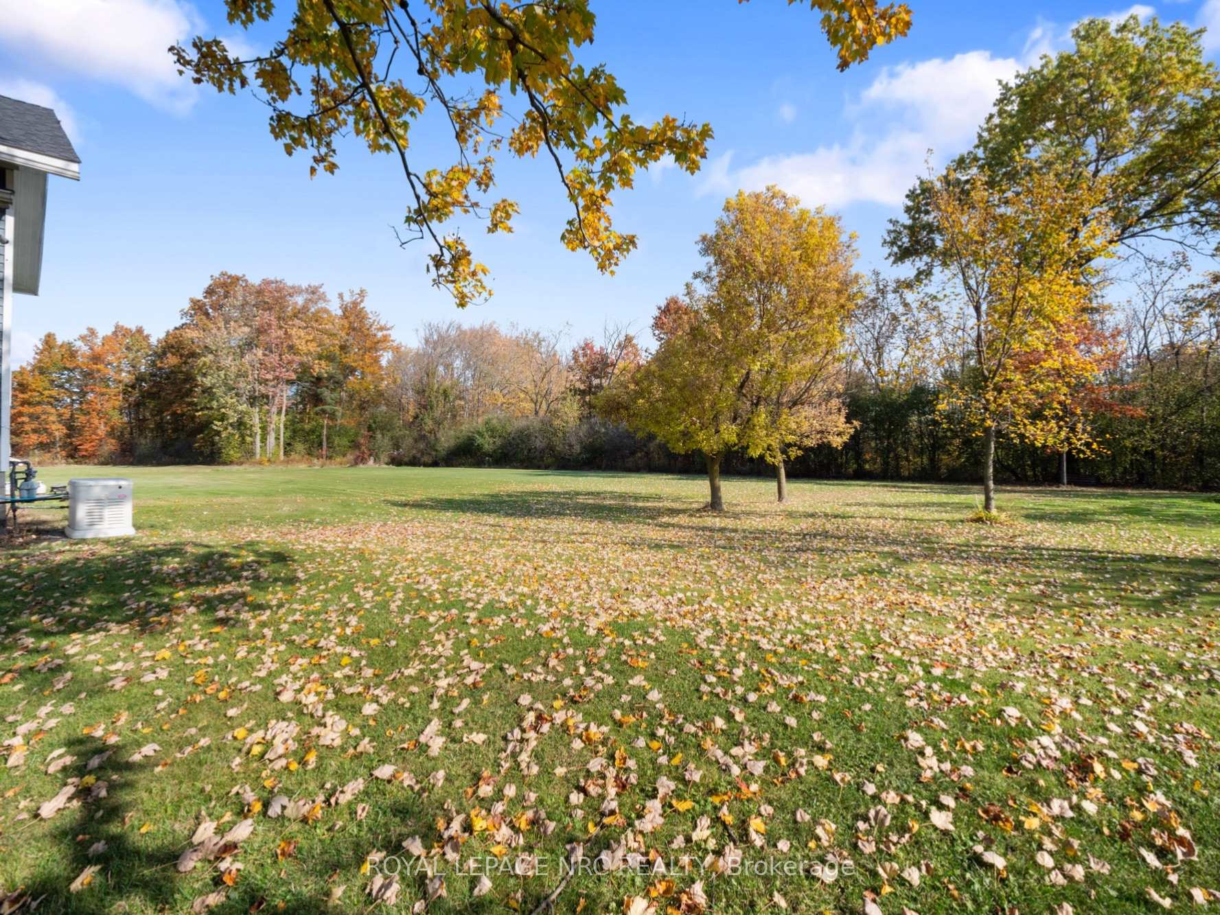 Photo 23 of 4426 Netherby Road, Niagara Falls, Lyons Creek — HOMEH