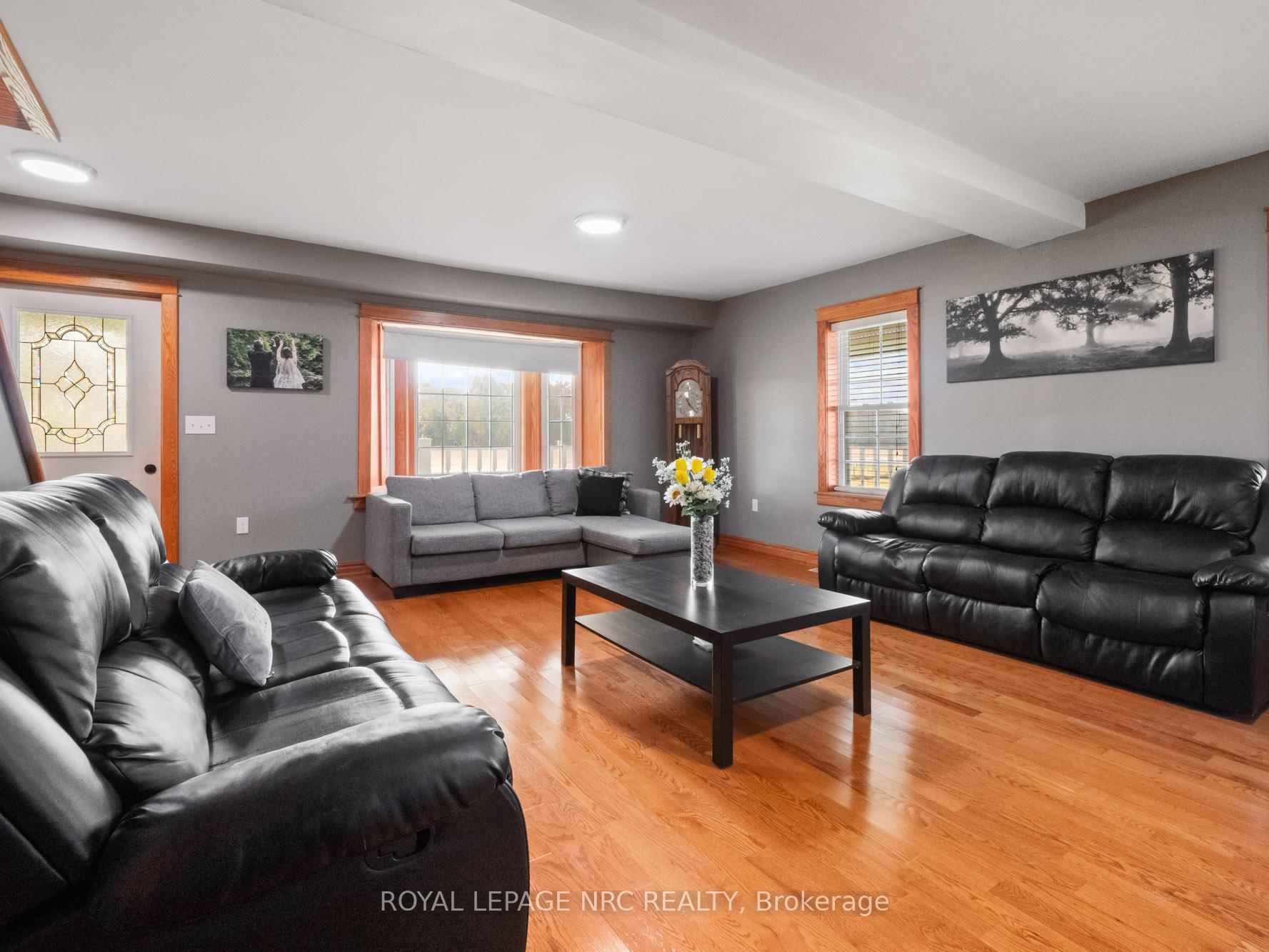 Photo 33 of 4426 Netherby Road, Niagara Falls, Lyons Creek — HOMEH