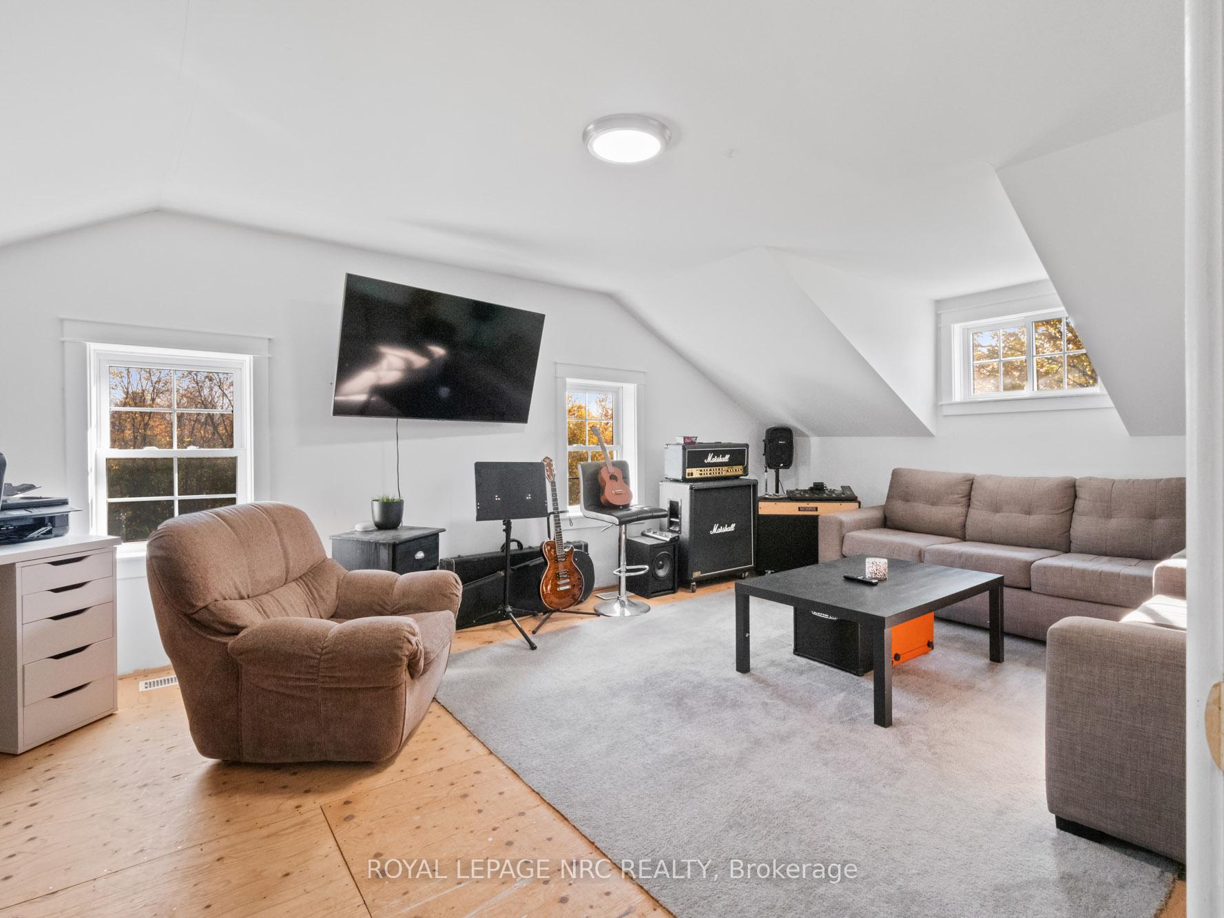Photo 47 of 4426 Netherby Road, Niagara Falls, Lyons Creek — HOMEH