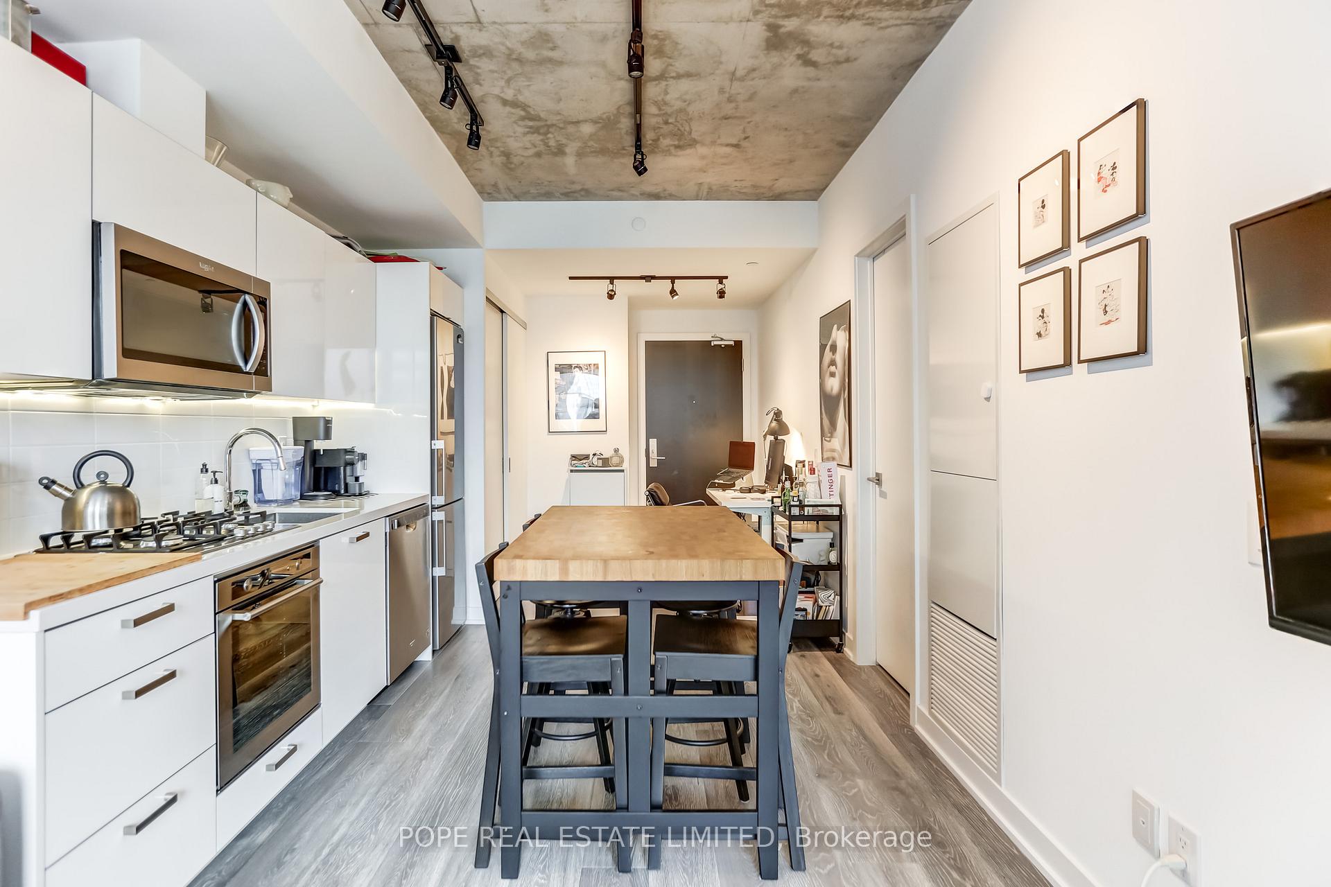 Photo 6 of Unit 608, 55 Ontario Street, Toronto, Moss Park — HOMEH