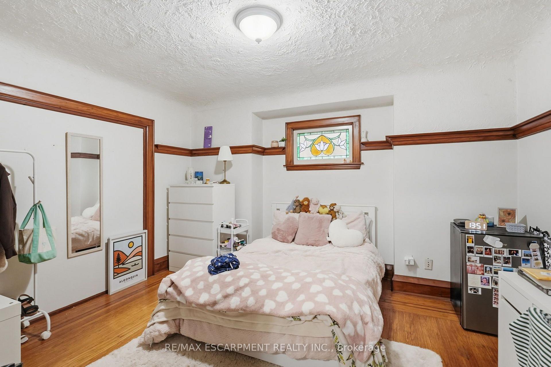 Photo 11 of 44 Dalewood Crescent, Hamilton, Westdale — HOMEH