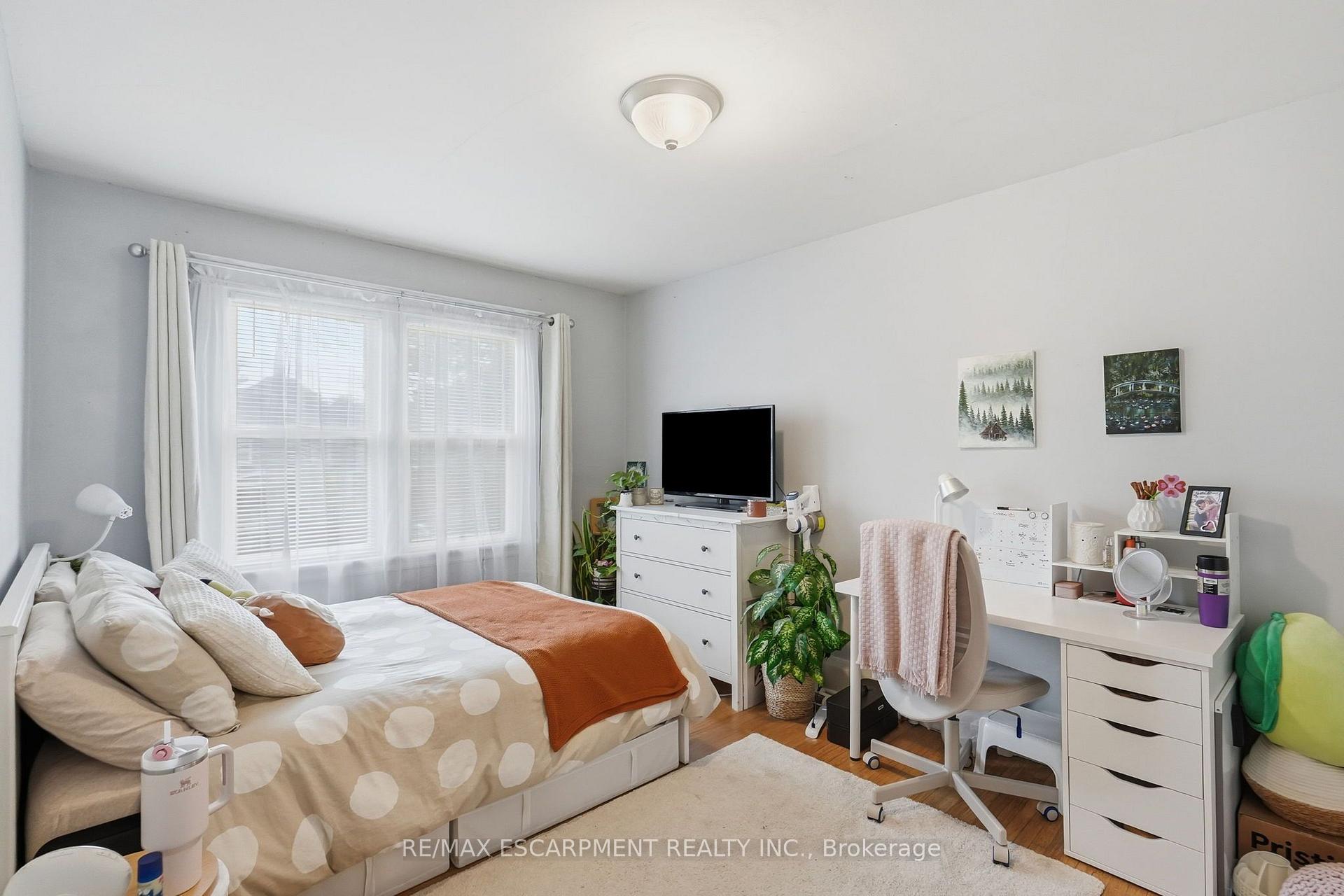Photo 15 of 44 Dalewood Crescent, Hamilton, Westdale — HOMEH