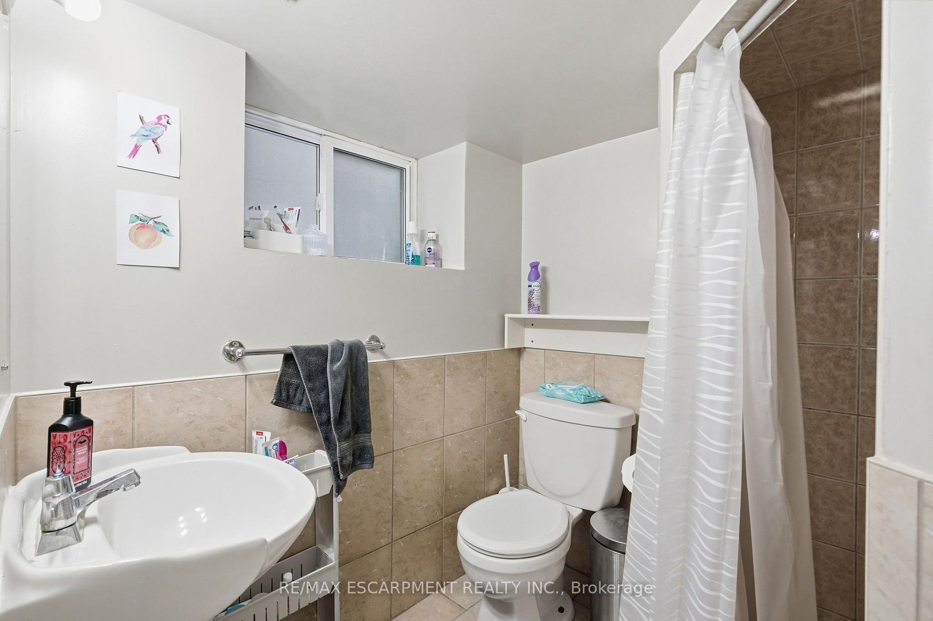 Photo 21 of 44 Dalewood Crescent, Hamilton, Westdale — HOMEH