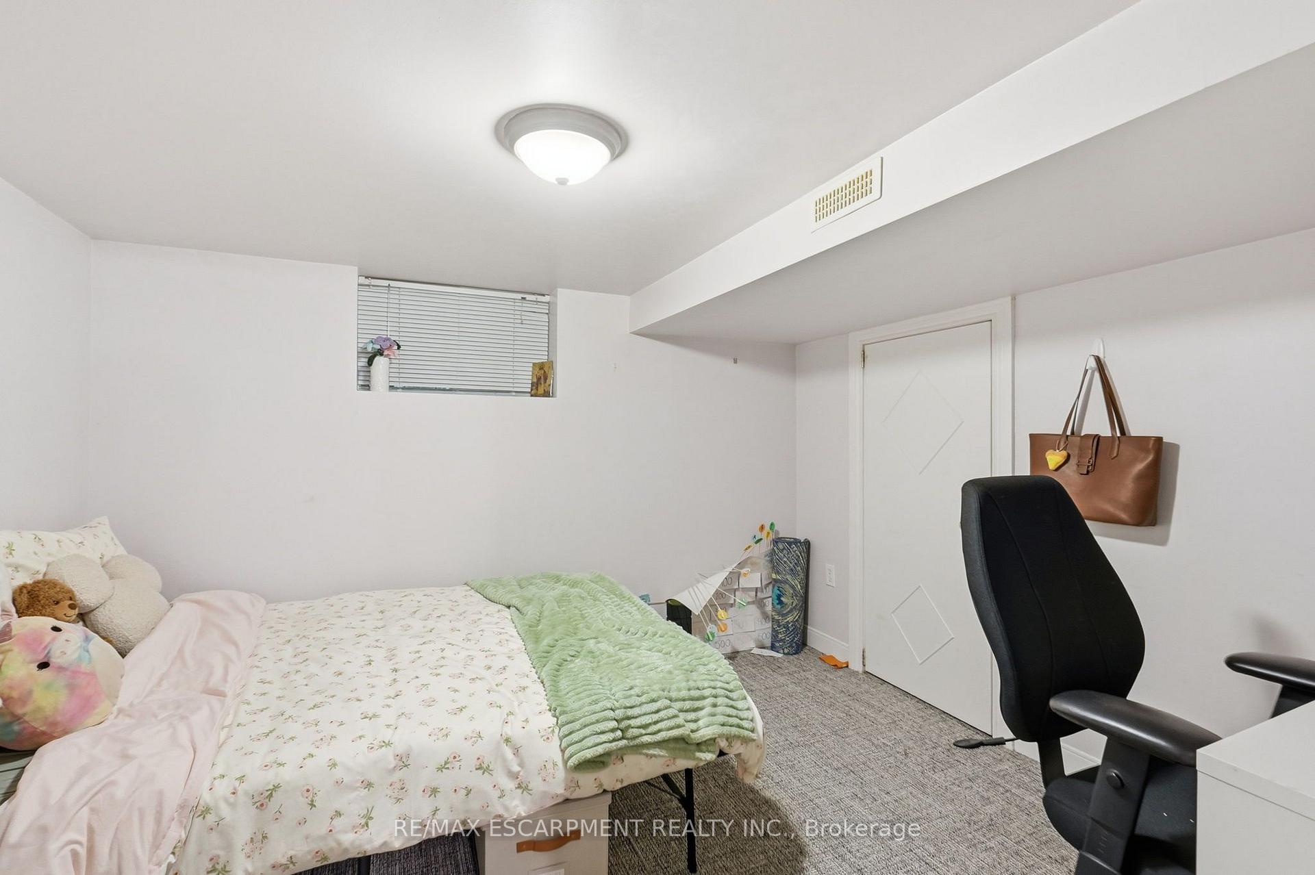 Photo 26 of 44 Dalewood Crescent, Hamilton, Westdale — HOMEH