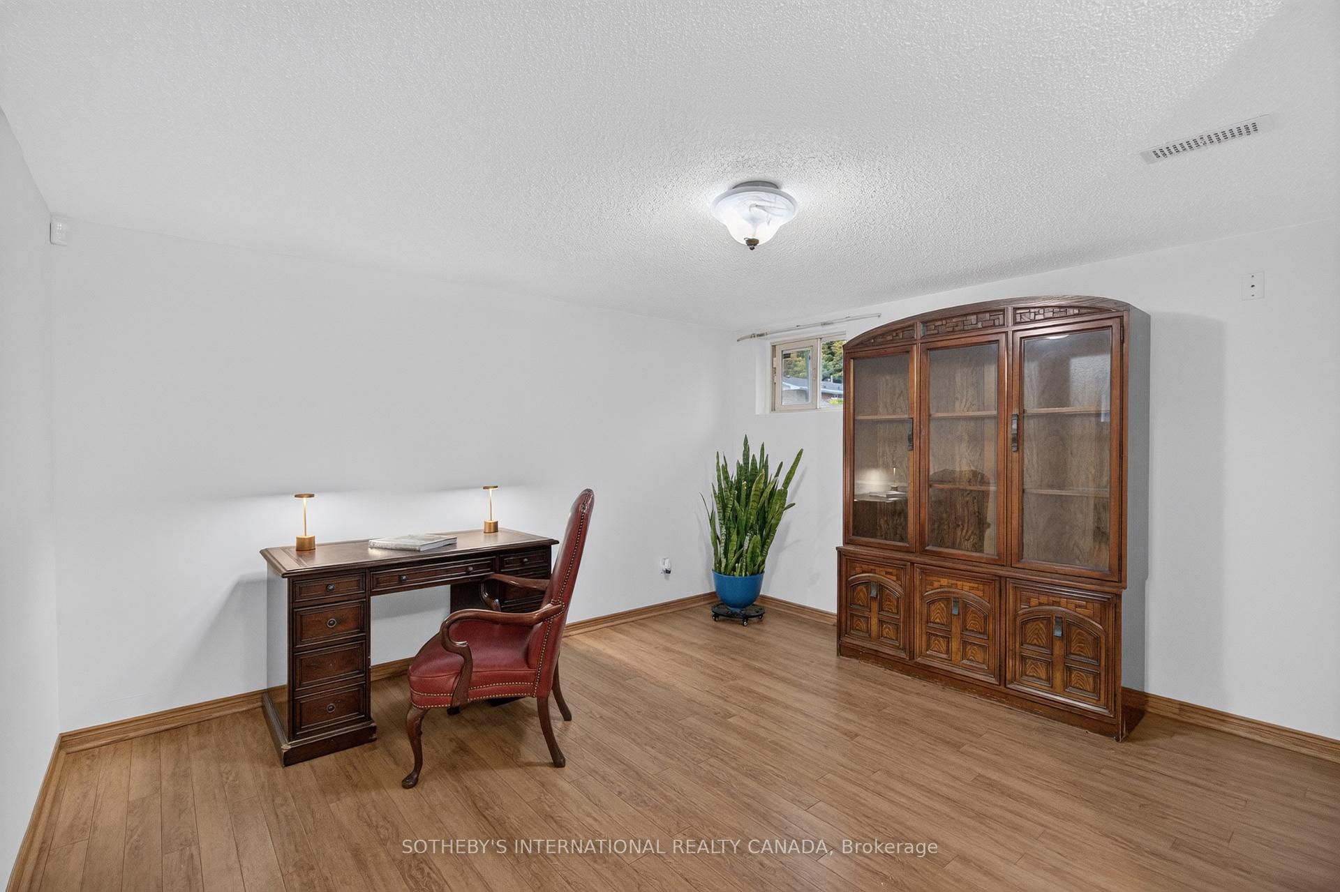 Photo 26 of 83 Marcella Crescent SW, Hamilton, Gershome — HOMEH