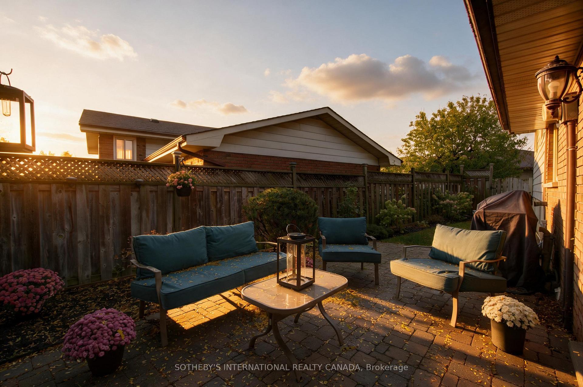 Photo 30 of 83 Marcella Crescent SW, Hamilton, Gershome — HOMEH