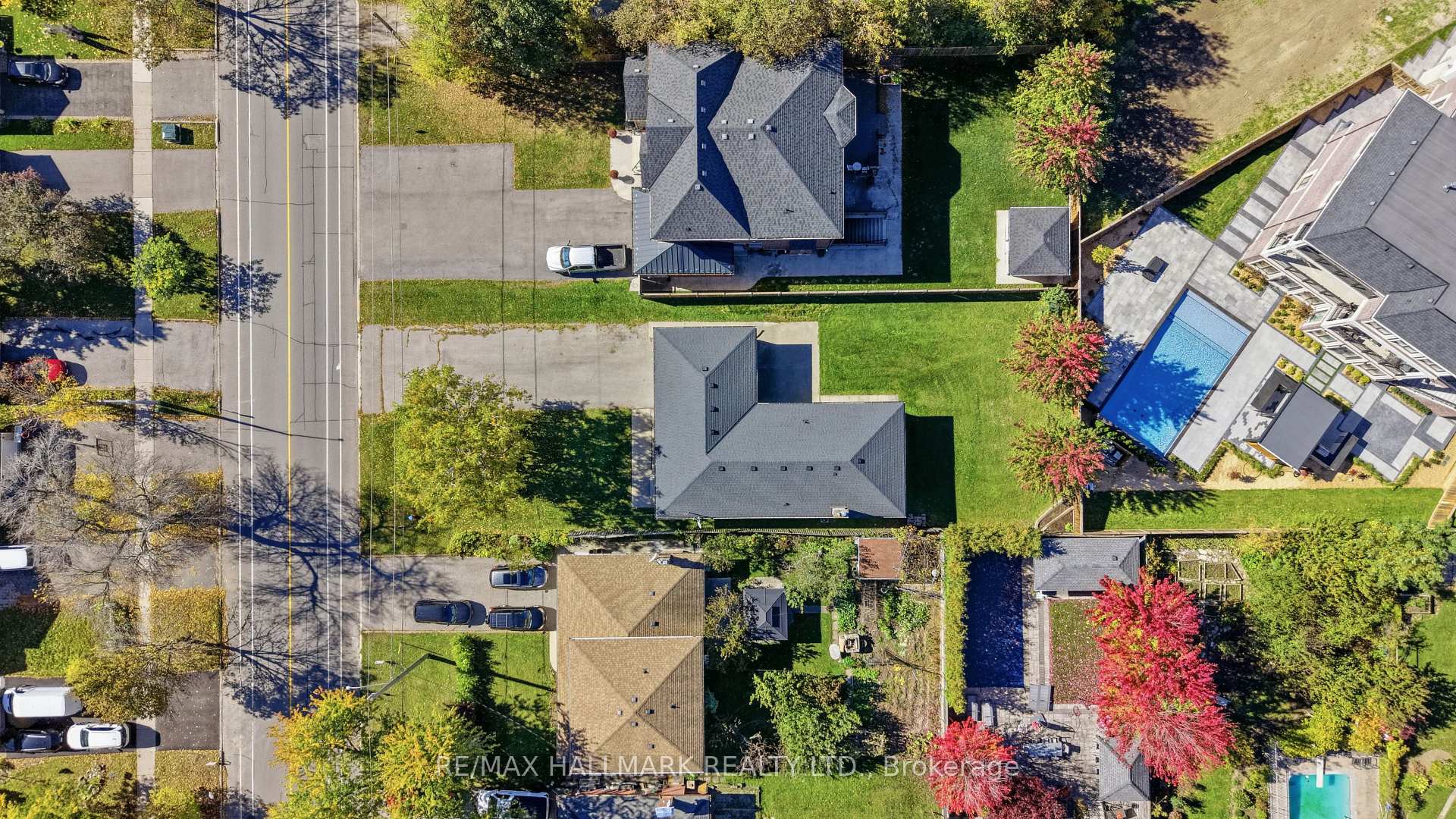 Photo 3 of 198 Weldrick Road W, Richmond Hill, North Richvale — HOMEH