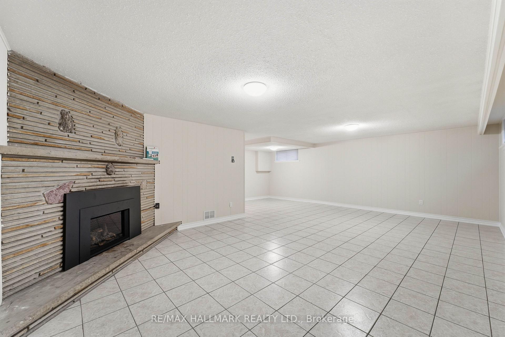 Photo 47 of 198 Weldrick Road W, Richmond Hill, North Richvale — HOMEH