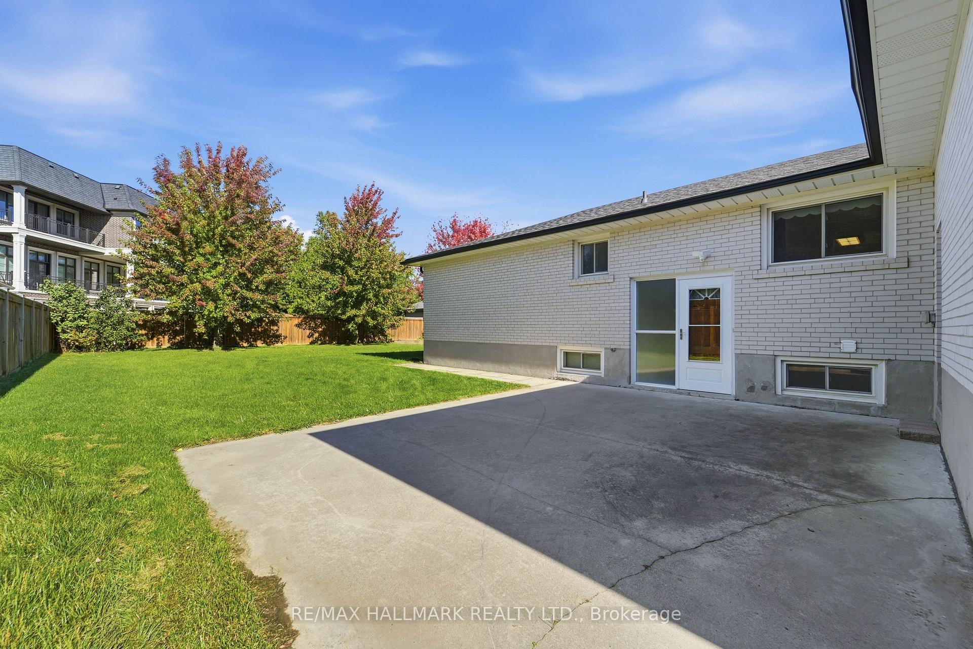 Photo 34 of 198 Weldrick Road W, Richmond Hill, North Richvale — HOMEH