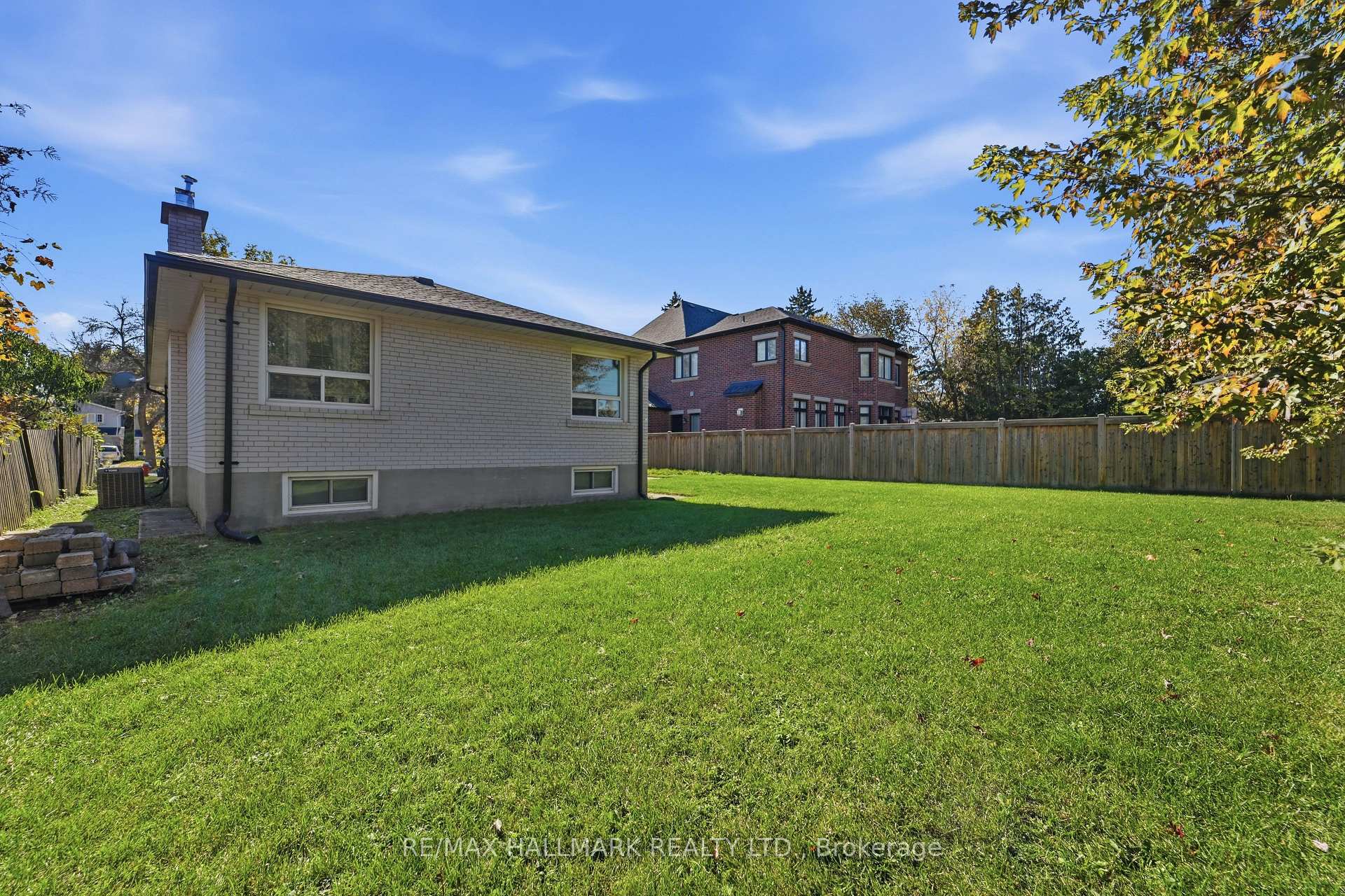 Photo 56 of 198 Weldrick Road W, Richmond Hill, North Richvale — HOMEH