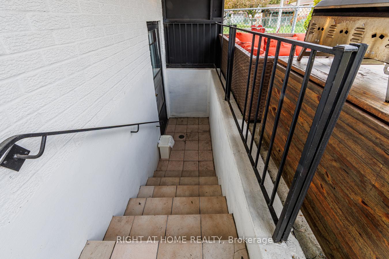 Photo 47 of 84 Aberdeen Avenue, Vaughan, East Woodbridge — HOMEH
